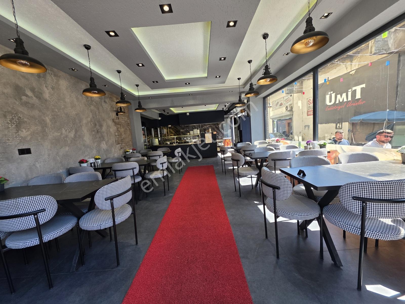 Sanayinin Kalbinde Müşterisi Oturmuş Yüksek Cirolu Restoran - Görsel 2