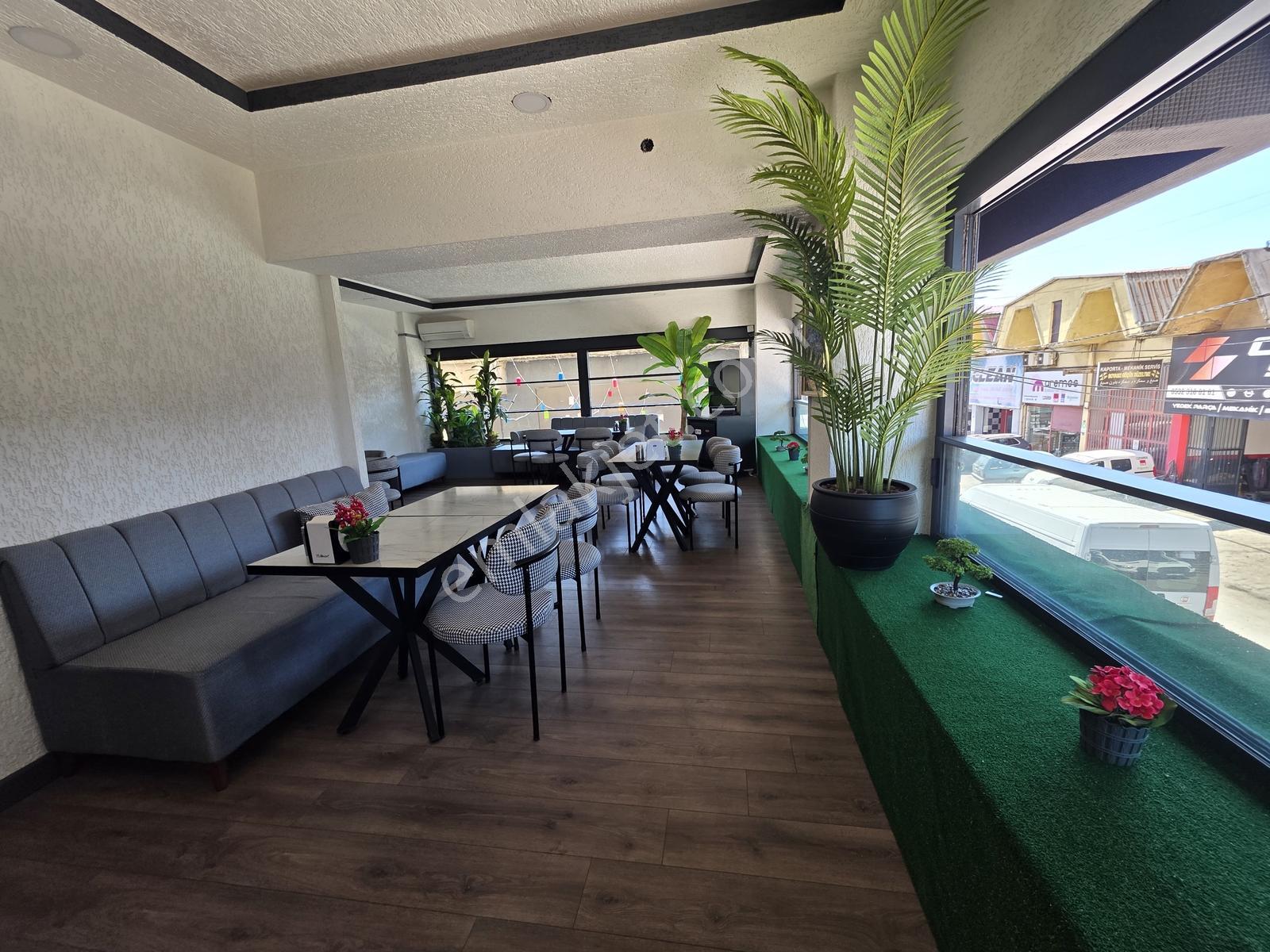 Sanayinin Kalbinde Müşterisi Oturmuş Yüksek Cirolu Restoran - Görsel 24