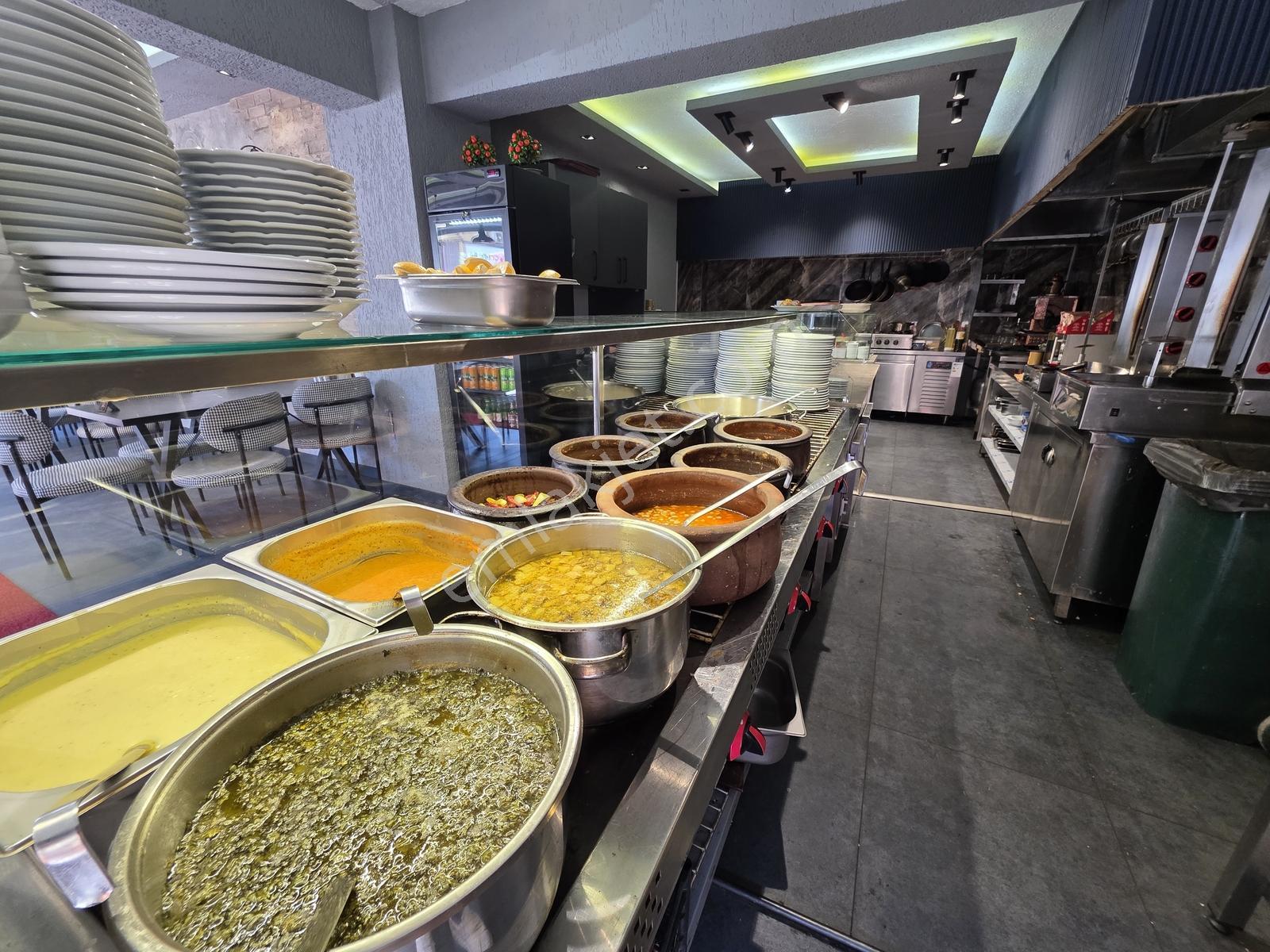 Sanayinin Kalbinde Müşterisi Oturmuş Yüksek Cirolu Restoran - Görsel 6