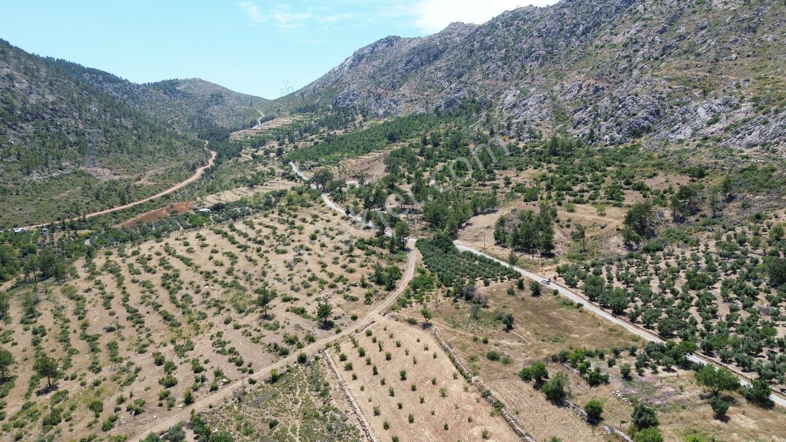 Karakuş Emlaktan Hasancık'ta Manzaralı 839 M2 Satılık Arsa - Görsel 14
