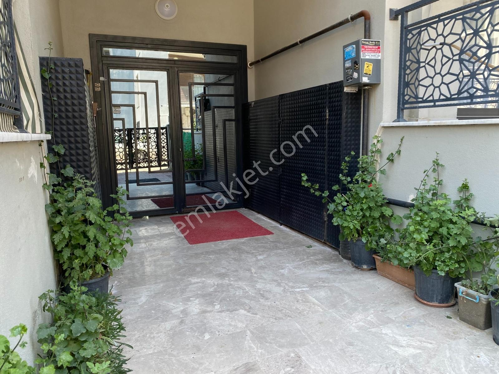 Seyrek De Full Eşyalı Merkeze Yakın Asansörlü 1+1 Satılık Dire - Görsel 12