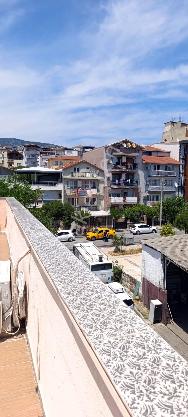 Bornova Atatürk Mah. Merkezinde Satılık 3 Katlı Bina - Görsel 7