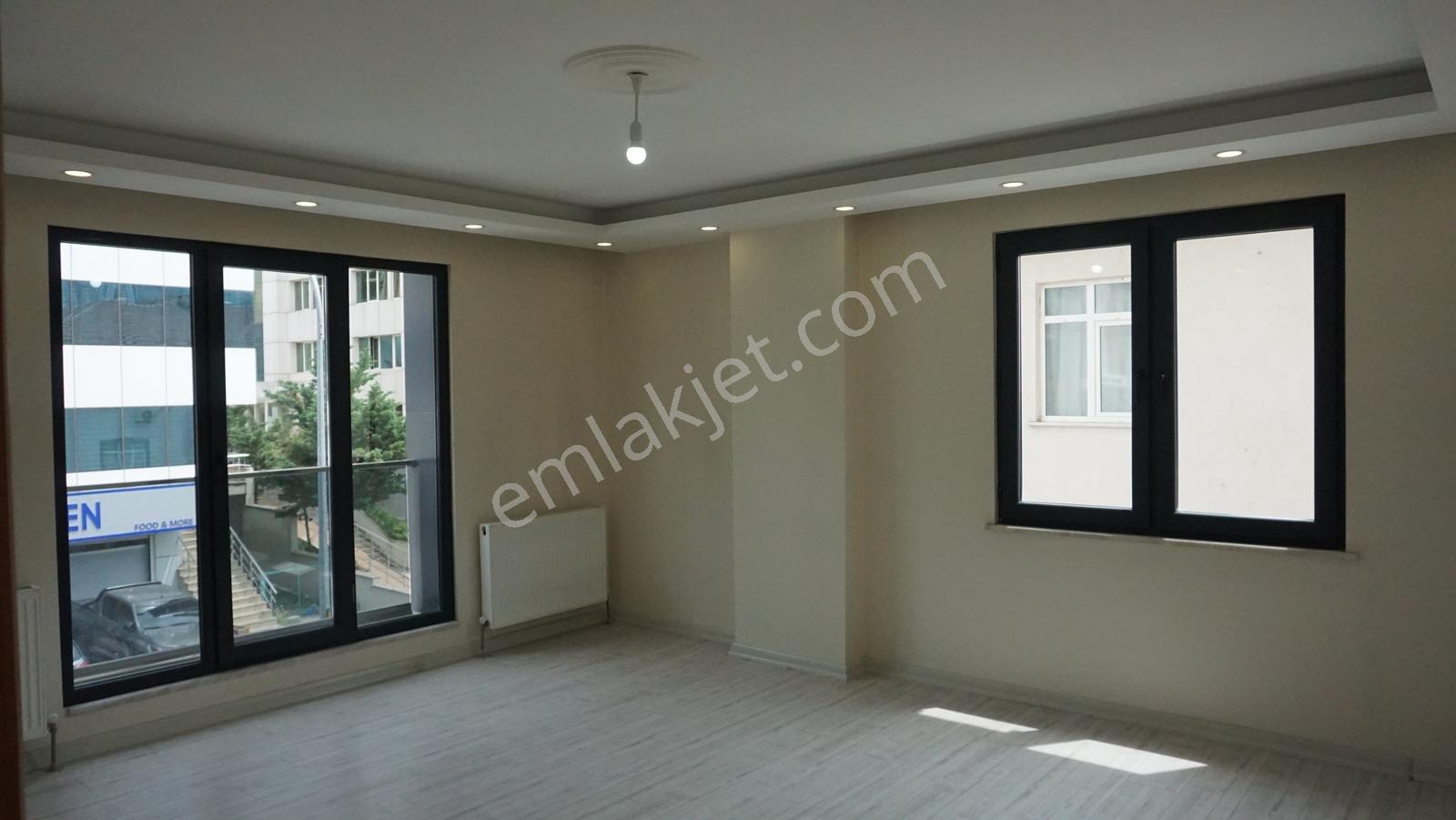 Ümraniye Çamlık'ta 2+1 Boş Genç Bina Krediye Uygun Satılık Daire - Görsel 18