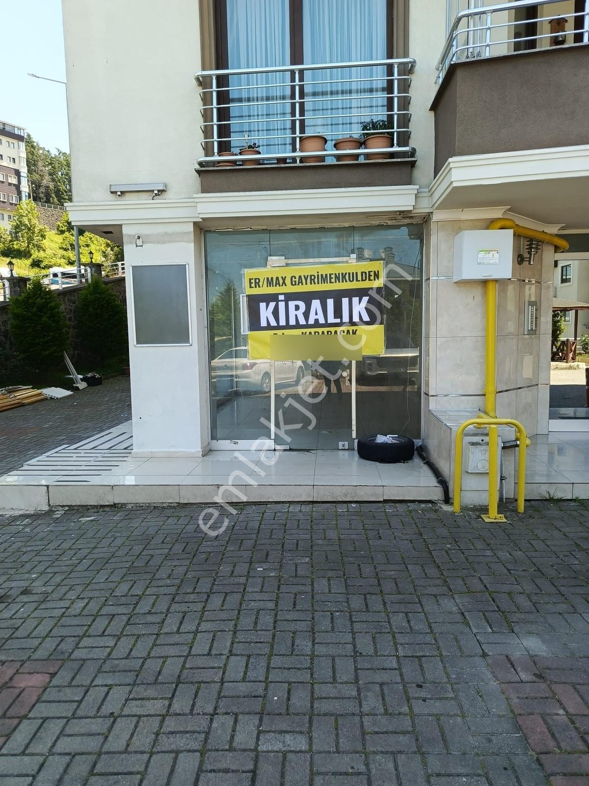 Ermax'dan Çamlıkta Kiralık Dükkan İşyeri