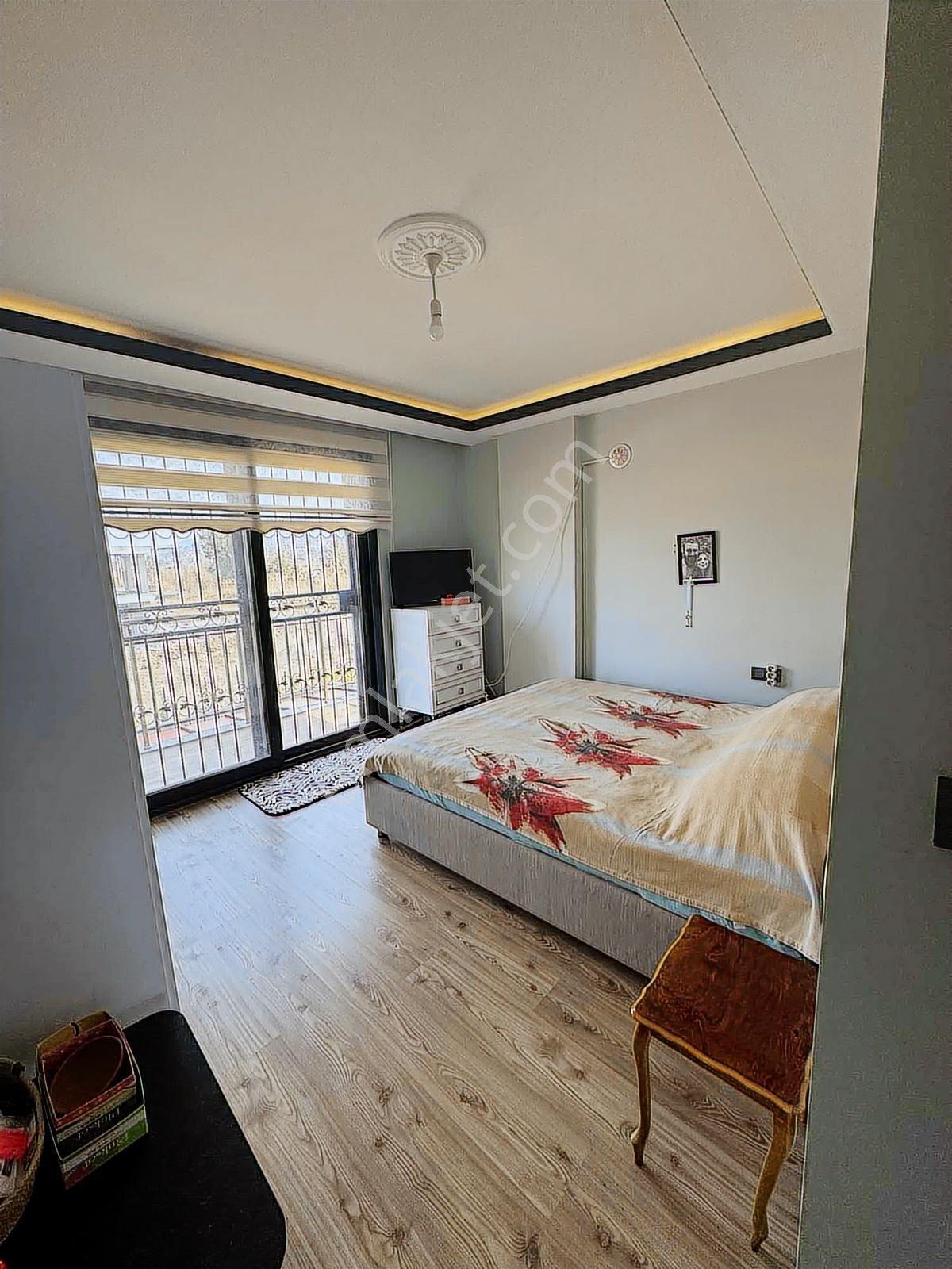 Kuşadası Güzelçamlıda Havuzlu 4+1 Villa Satılık - Görsel 31