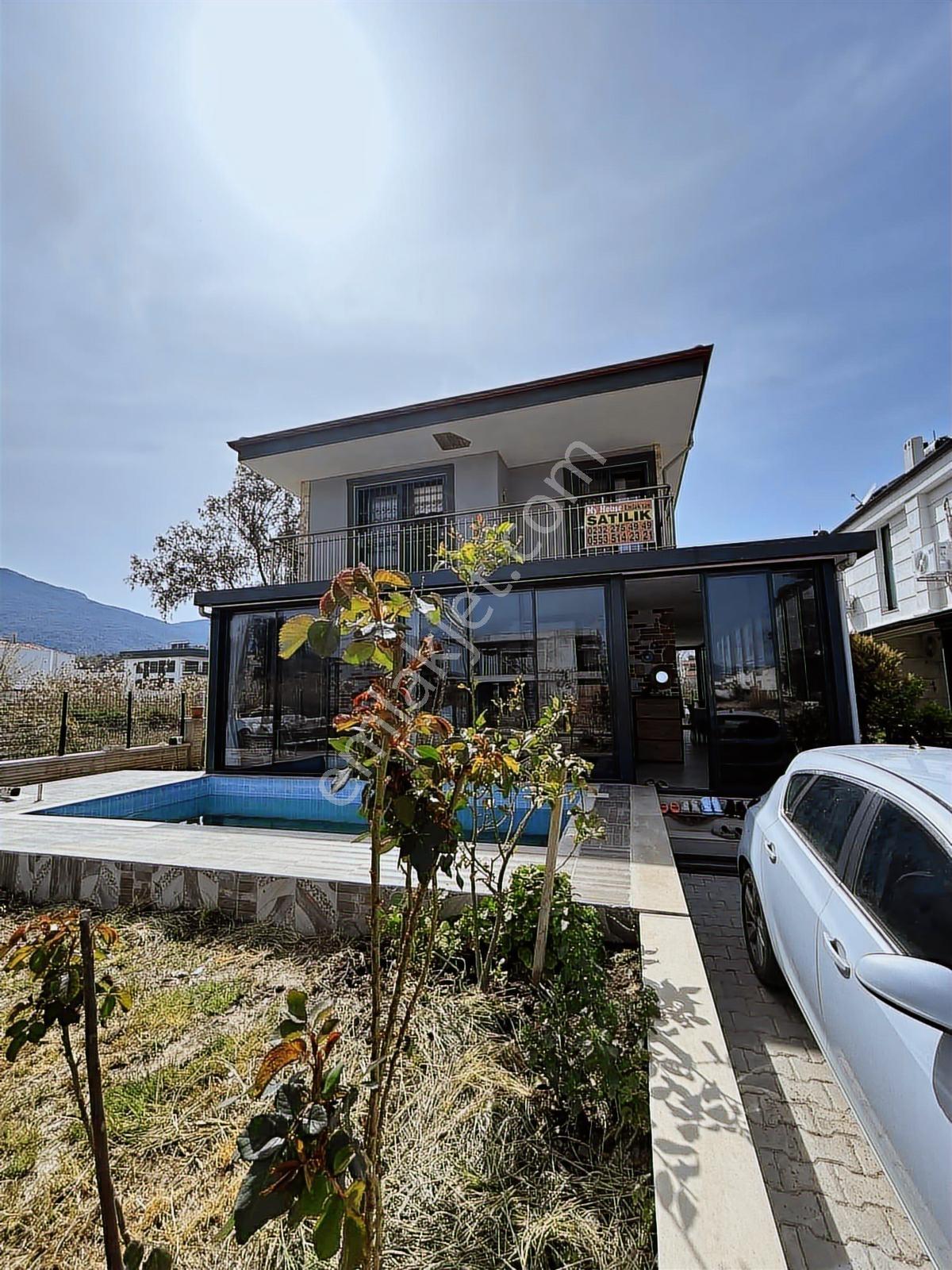 Kuşadası Güzelçamlıda Havuzlu 4+1 Villa Satılık - Görsel 7