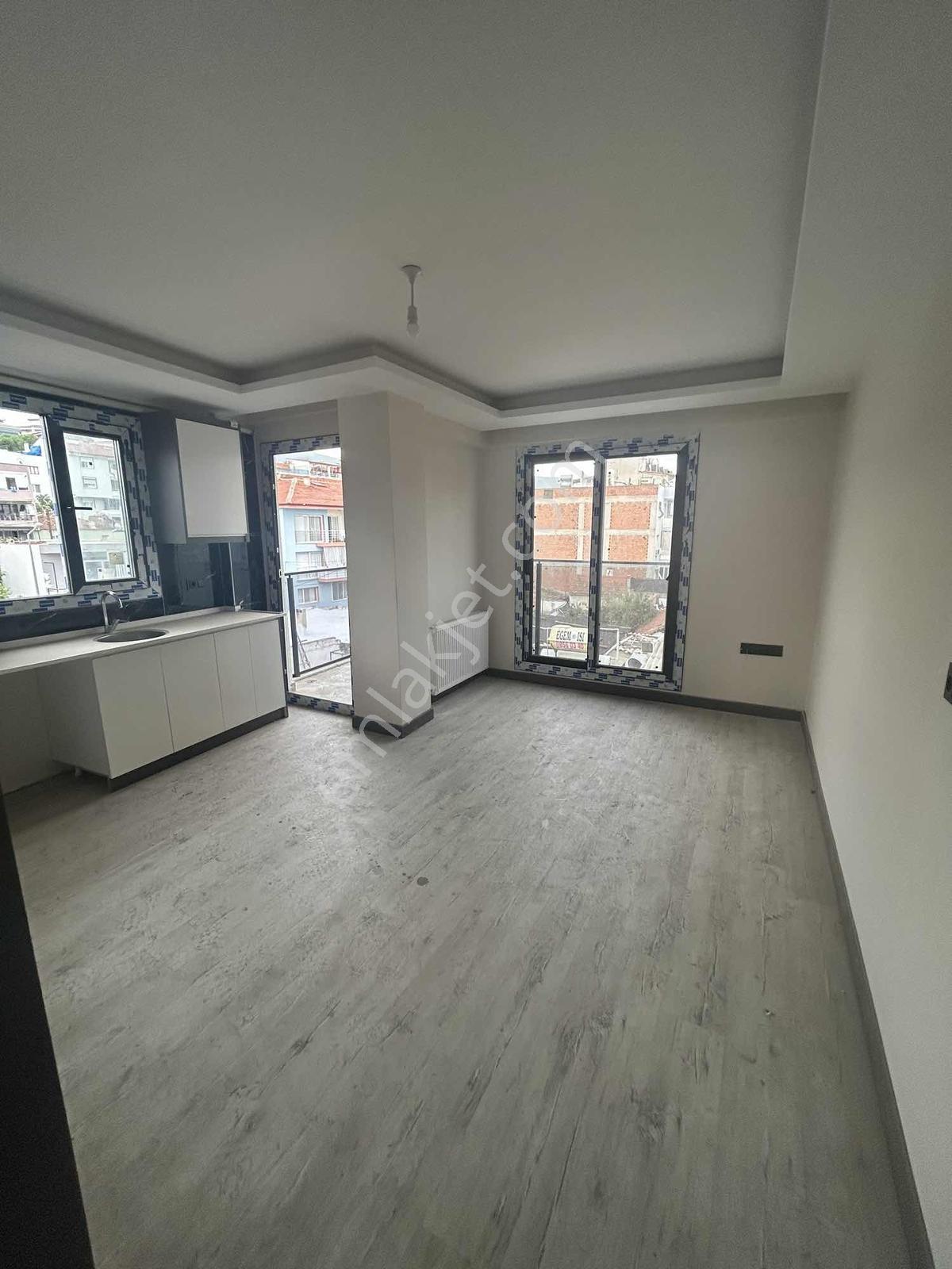 İzmir Selçuk'ta 2+1 Sıfır Kiralık Aslanlı Havuzda Merkezde - Görsel 4