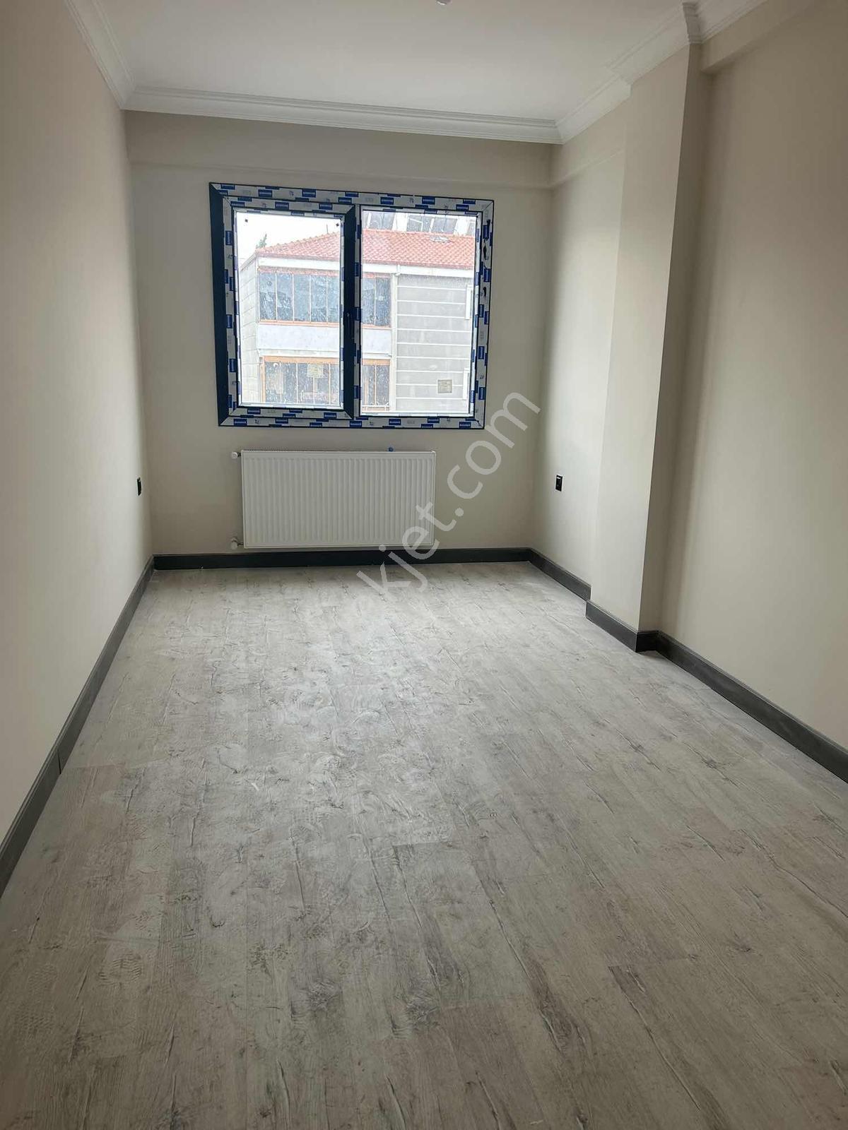 İzmir Selçuk'ta 2+1 Sıfır Kiralık Aslanlı Havuzda Merkezde - Görsel 13