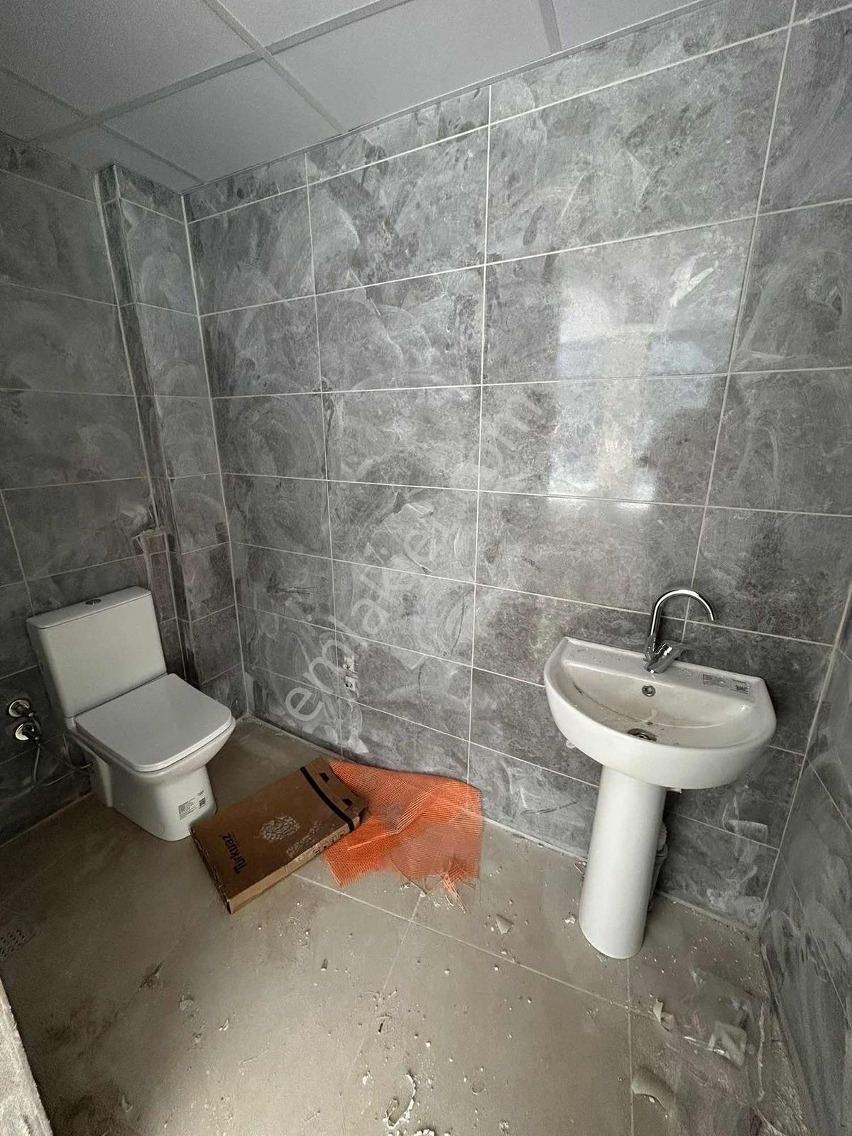 İzmir Buca Yaylacıkta Kiralık Köşe Dükkan - Görsel 23