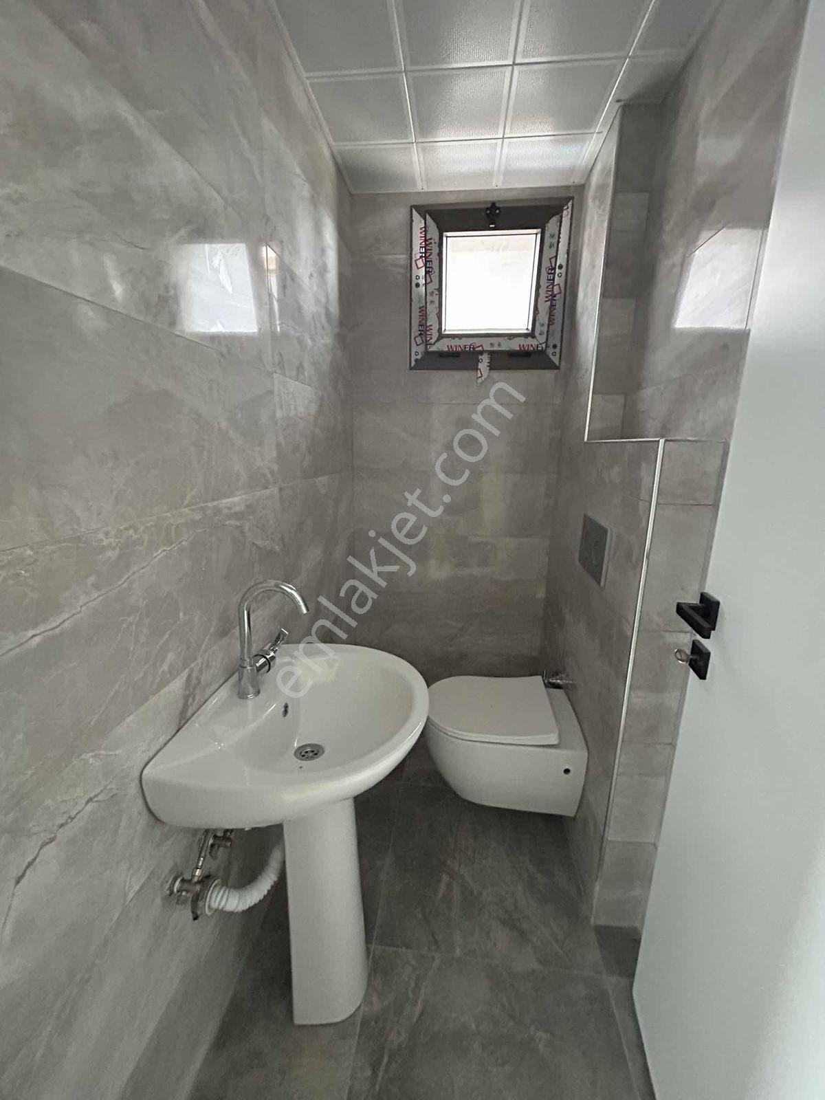İzmir Buca Gaziemir Sınırında Kiralık Dükkan - Görsel 9