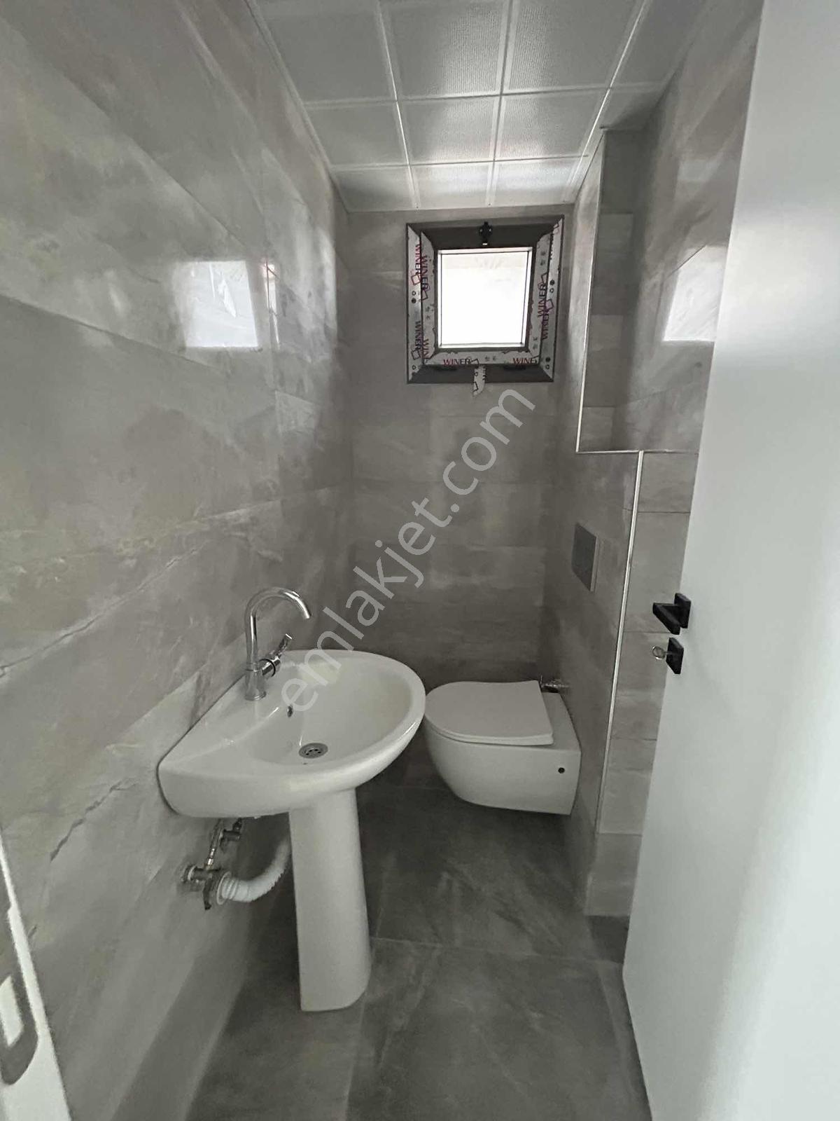 İzmir Buca Gaziemir Sınırında Kiralık Dükkan - Görsel 12