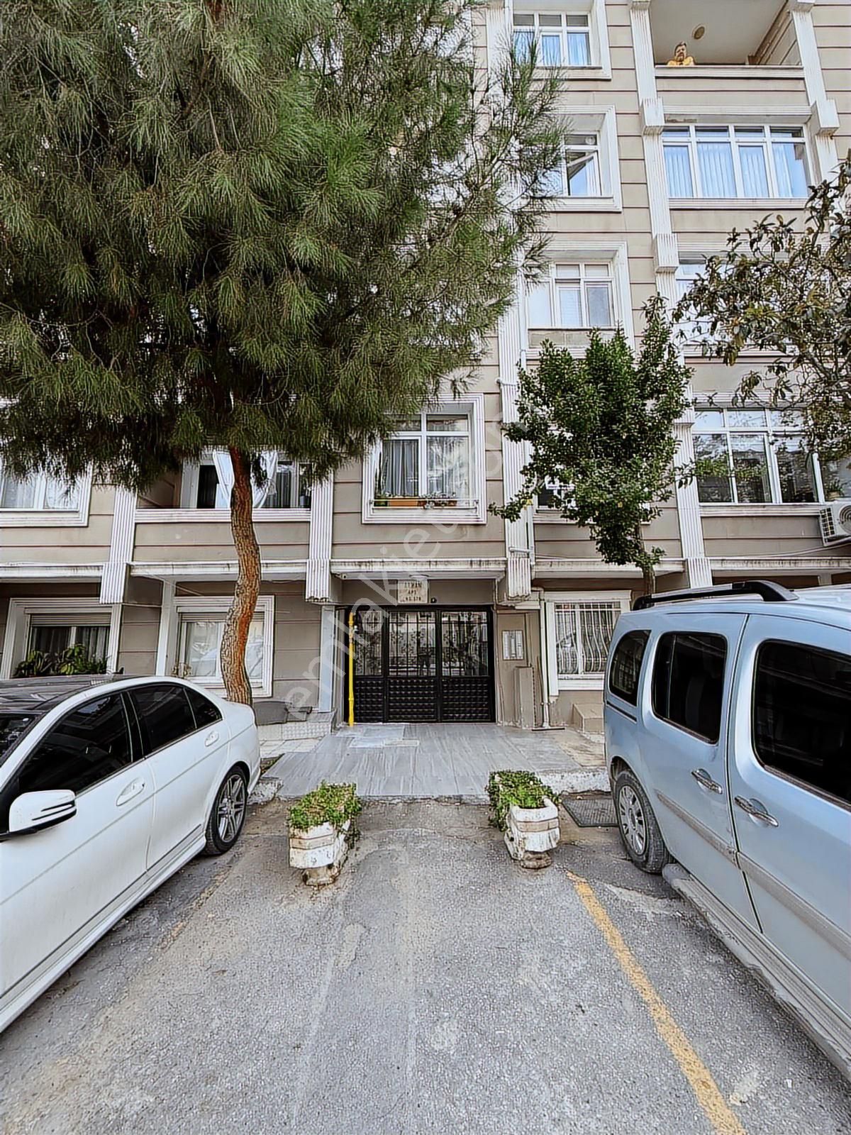 Konak Güzelyalı'da | Poligon Merkezi Konumda | 3+1 Daire - Görsel 20