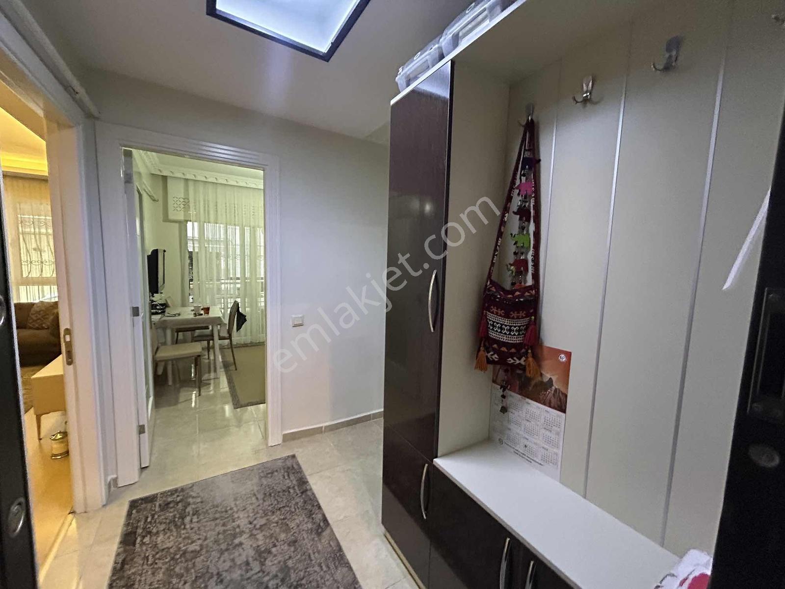 İzmir Buca Çevik 1 Meydanda Satılık 3+1 Daire - Görsel 2