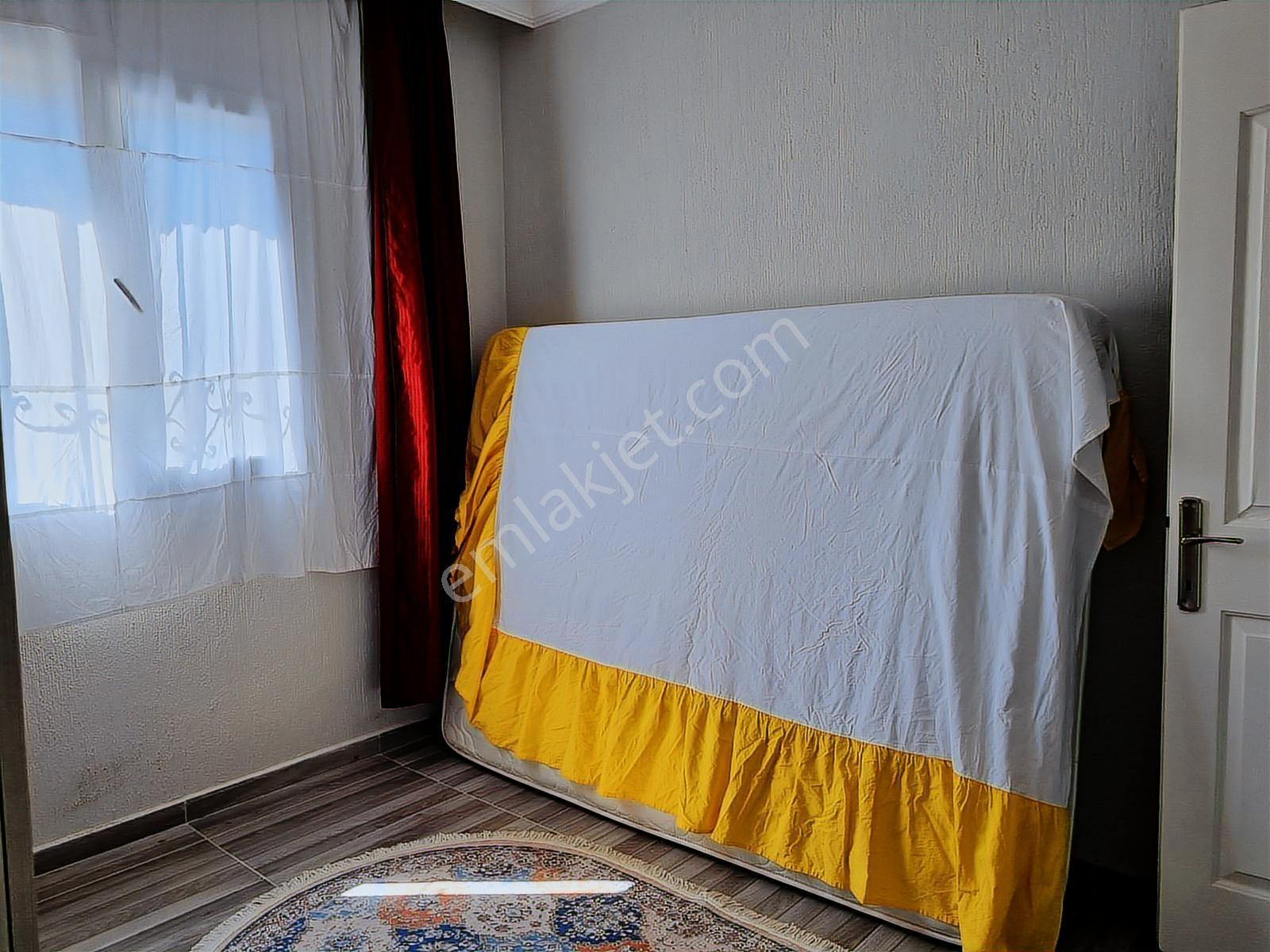 İzmir Buca Kaynaklar Söğütte Müstakil & Bahçeli 2+1 Eşyalı - Görsel 14