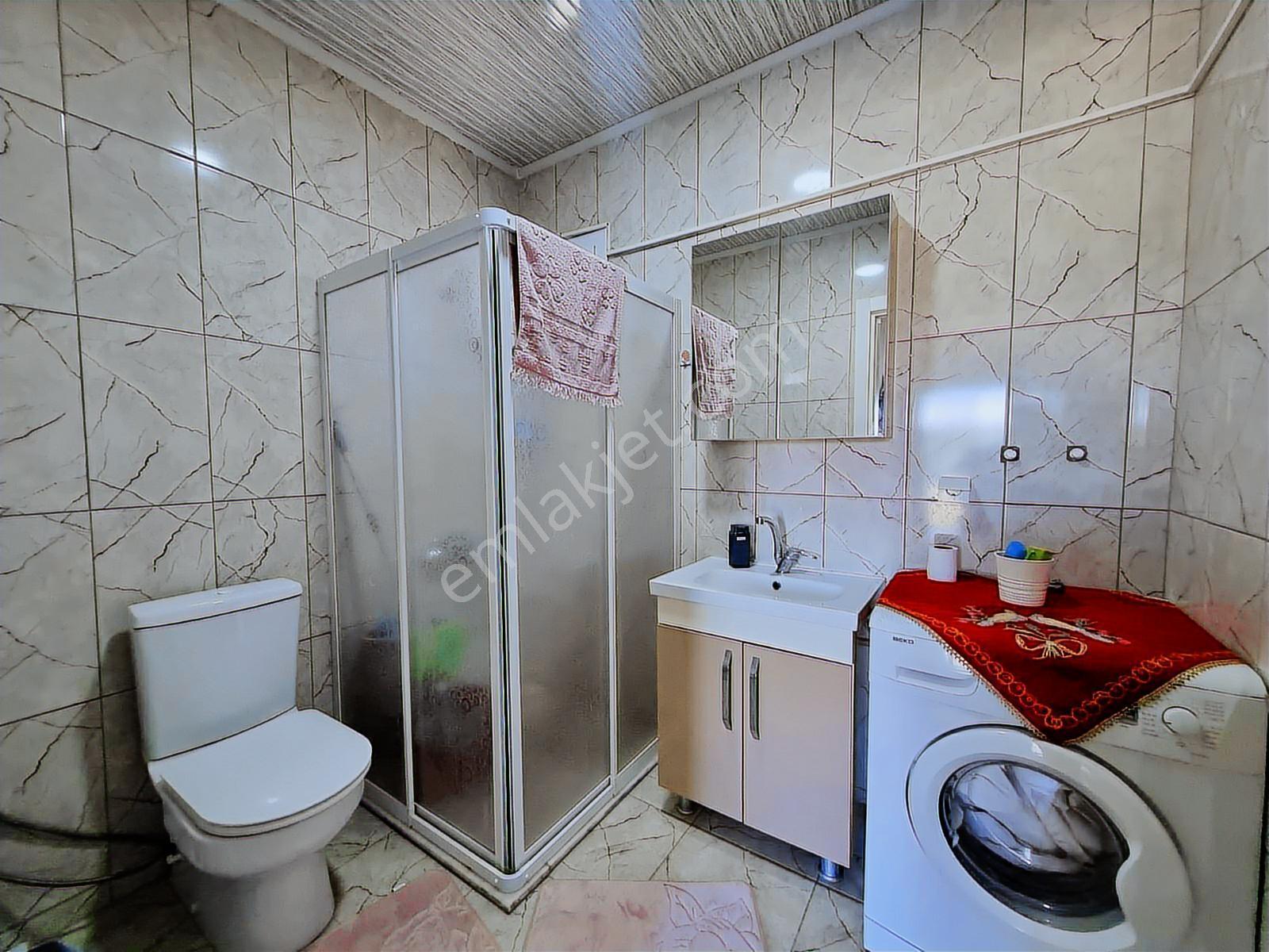 İzmir Buca Kaynaklar Söğütte Müstakil & Bahçeli 2+1 Eşyalı - Görsel 24