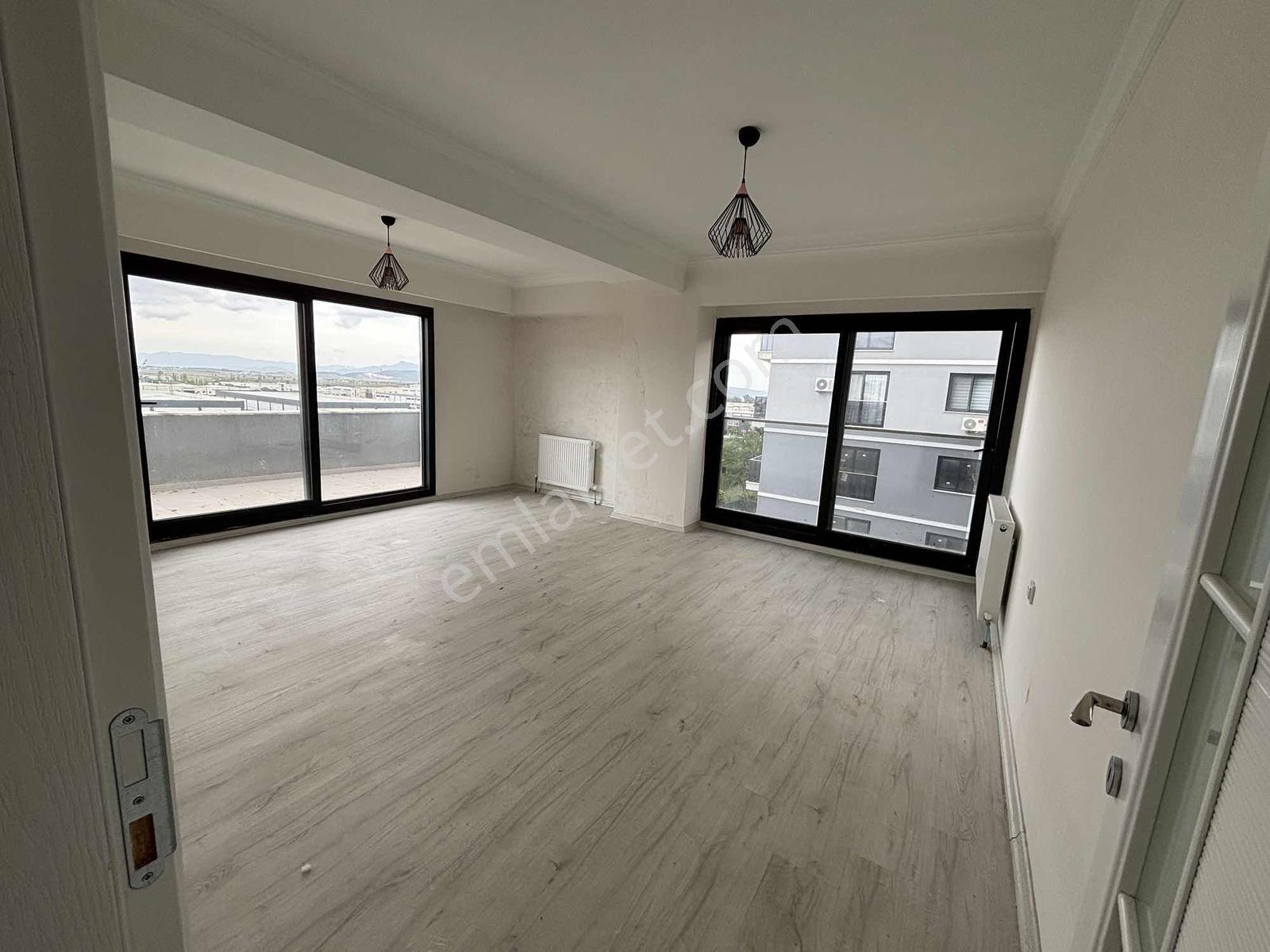 Bahçeşehir Royalde Lüks 2+1 Daire - Görsel 23