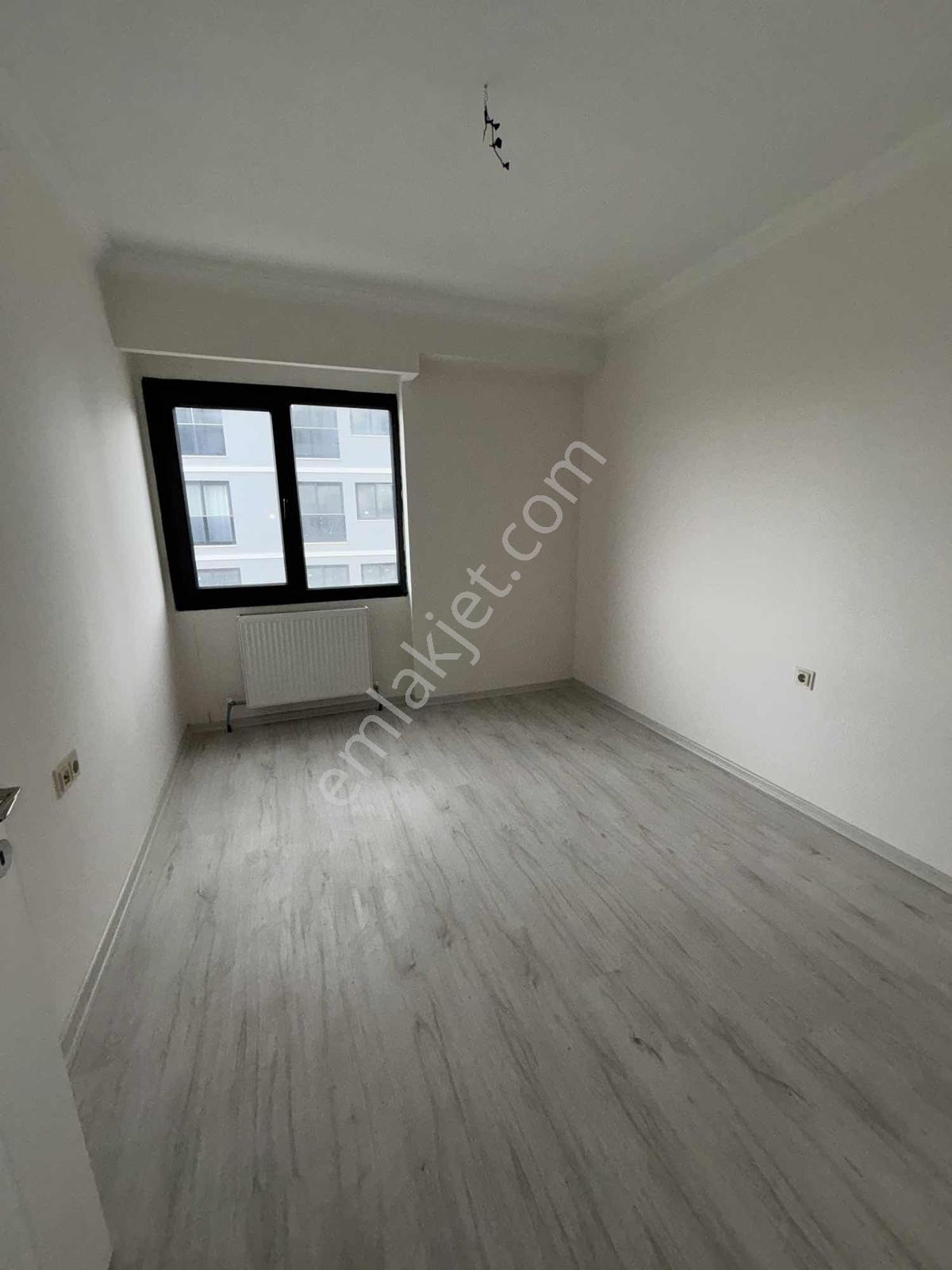 Bahçeşehir Royalde Lüks 2+1 Daire - Görsel 11