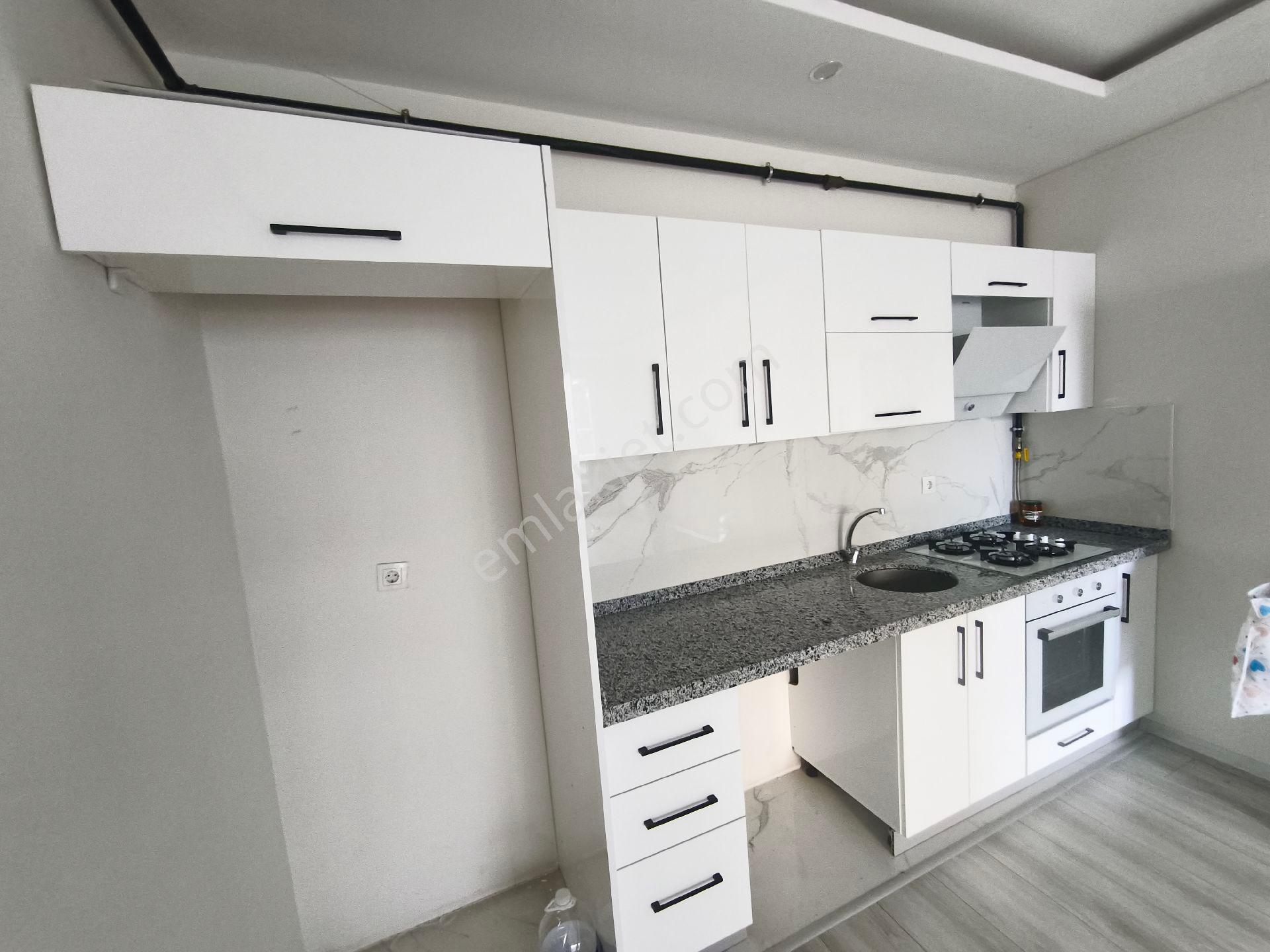 Edremit Gazicelal Mahallesi Adliye Yakını Kiralık Ara Kat Daire - Görsel 11