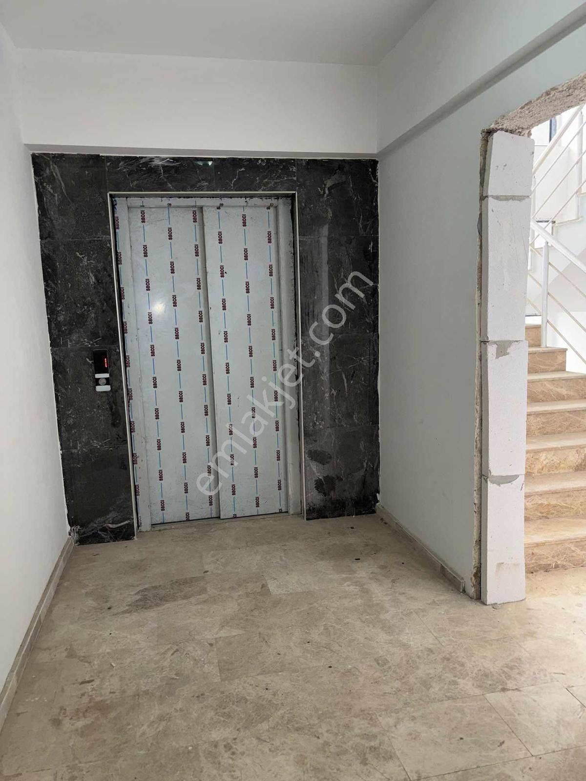 Bahçeşehir Royal Lüks 2+1 Satılık - Görsel 5