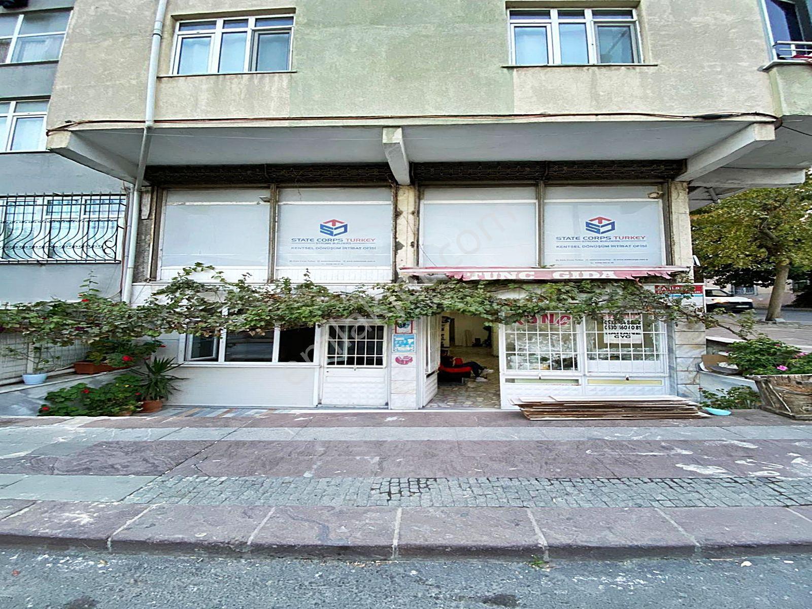 Sefaköy Tevfikbey'de Cadde Üzerinde Düz Giriş Bahçe Kullanımlı Geniş Kiralık Dükkan - Görsel 8