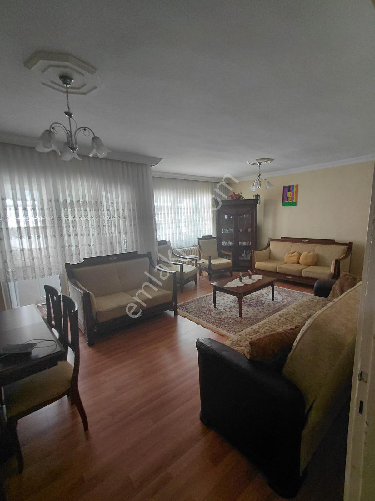 Cadde Üzeri Merkezde Kiralık Eşyalı 2+1 Daire Vira Gayrimenkul - Görsel 8