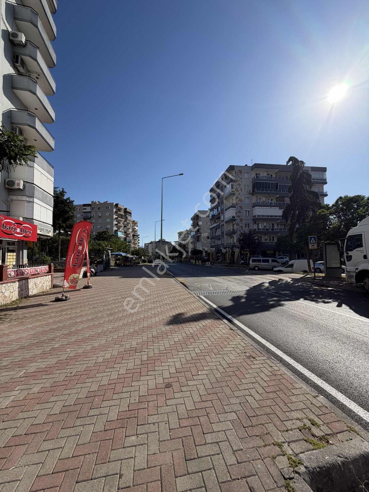 Bayraklıda Satılık Daire 3+1 Postacılar Nikah Sarayı Site - Görsel 3