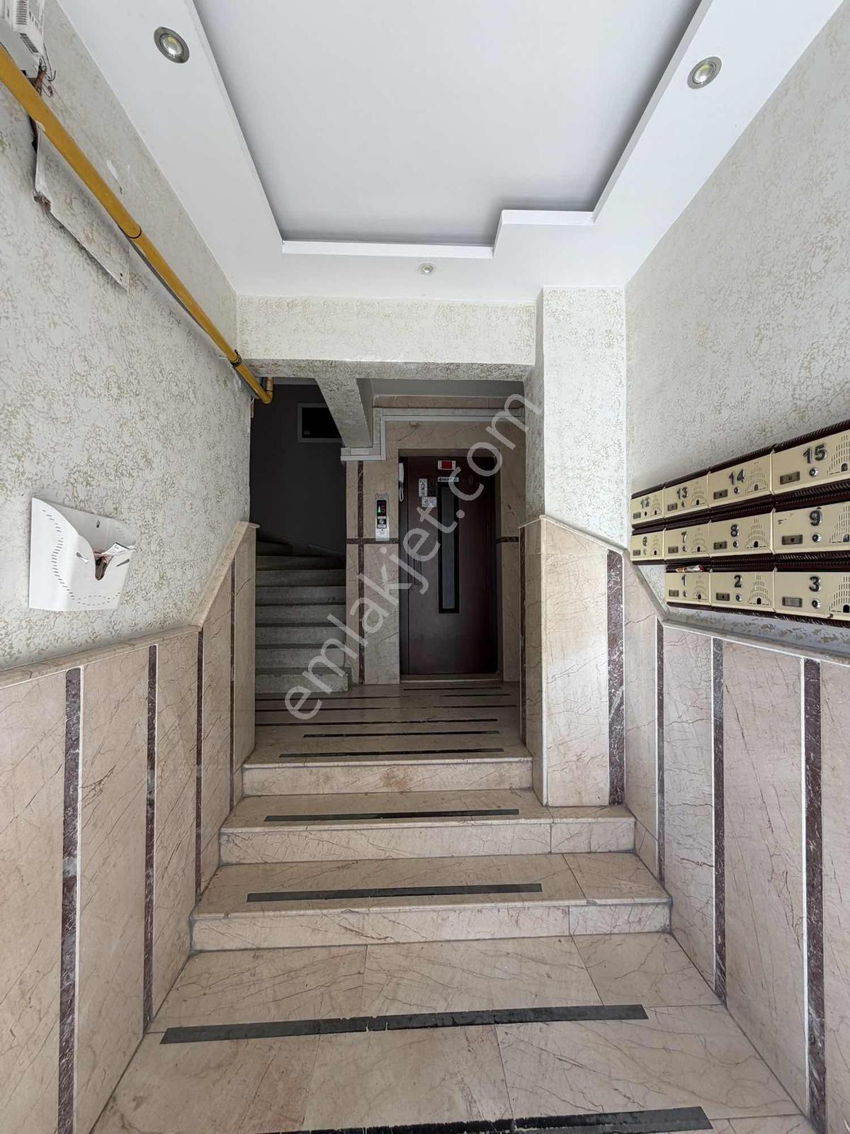 Bayraklıda Satılık Daire 3+1 Postacılar Nikah Sarayı Site - Görsel 17