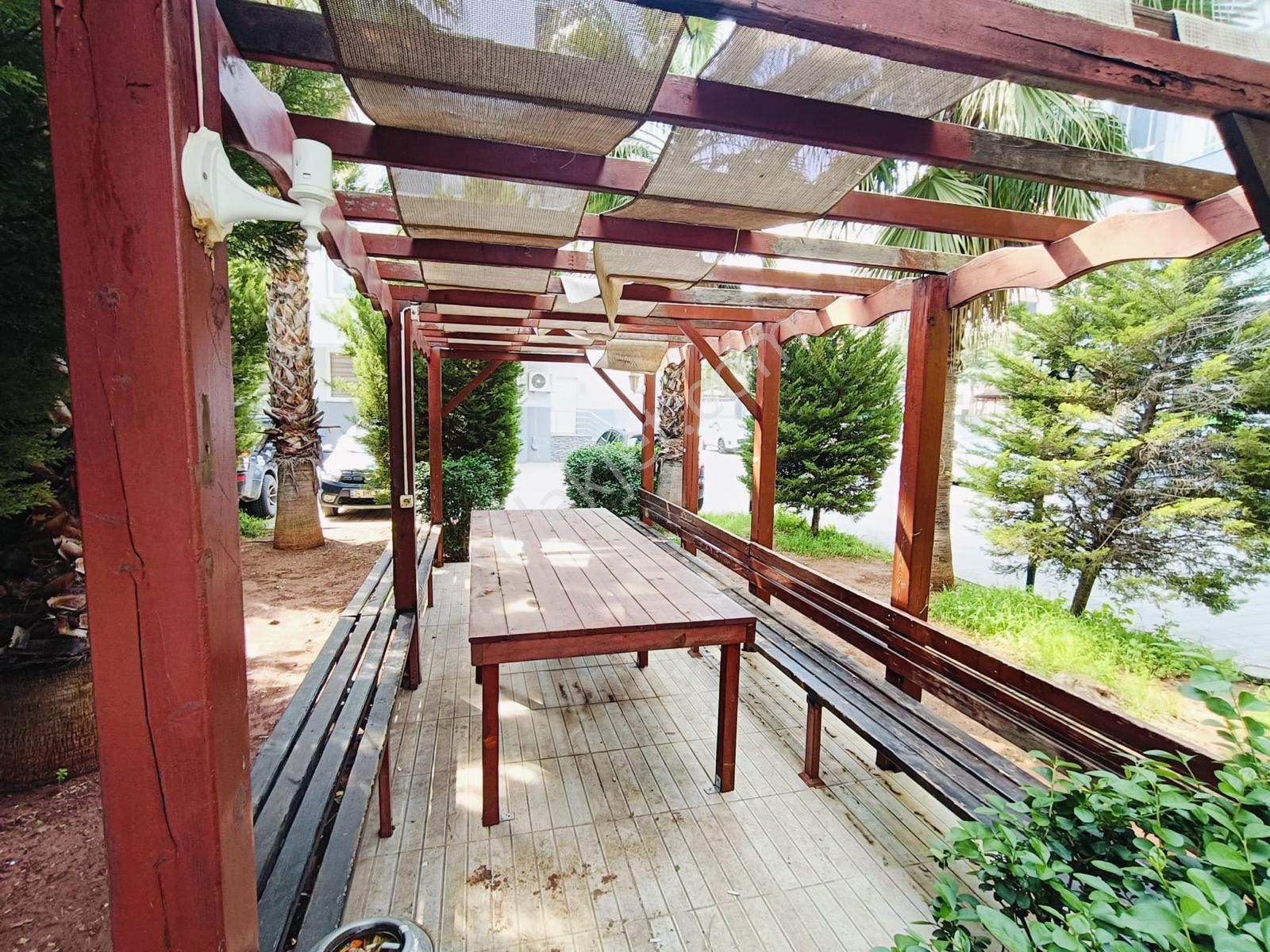 🏡 Gürselpaşa Sefaköy Sitesi’nde Havuzlu, Güvenlikli 3+1 Kiralık Daire 🏊‍♂️🔑 - Görsel 2