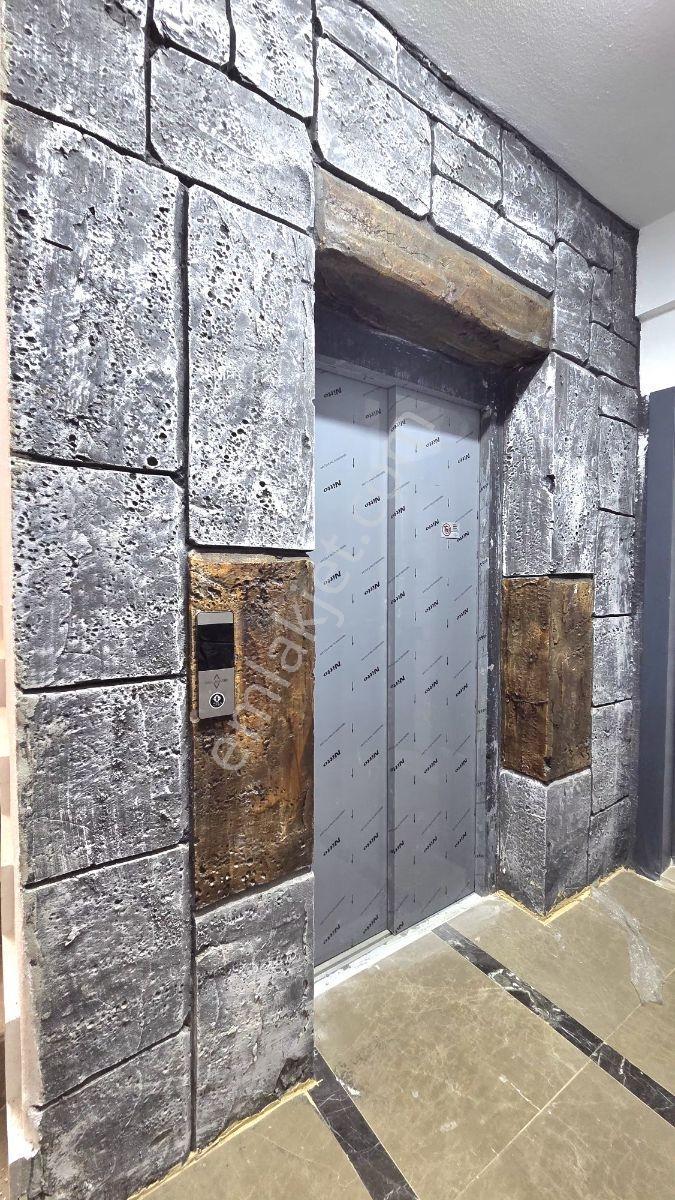 Demirel Mahallesinde 1.katta Asansörlü 2+1 90m² Fırsat Daire - Görsel 3
