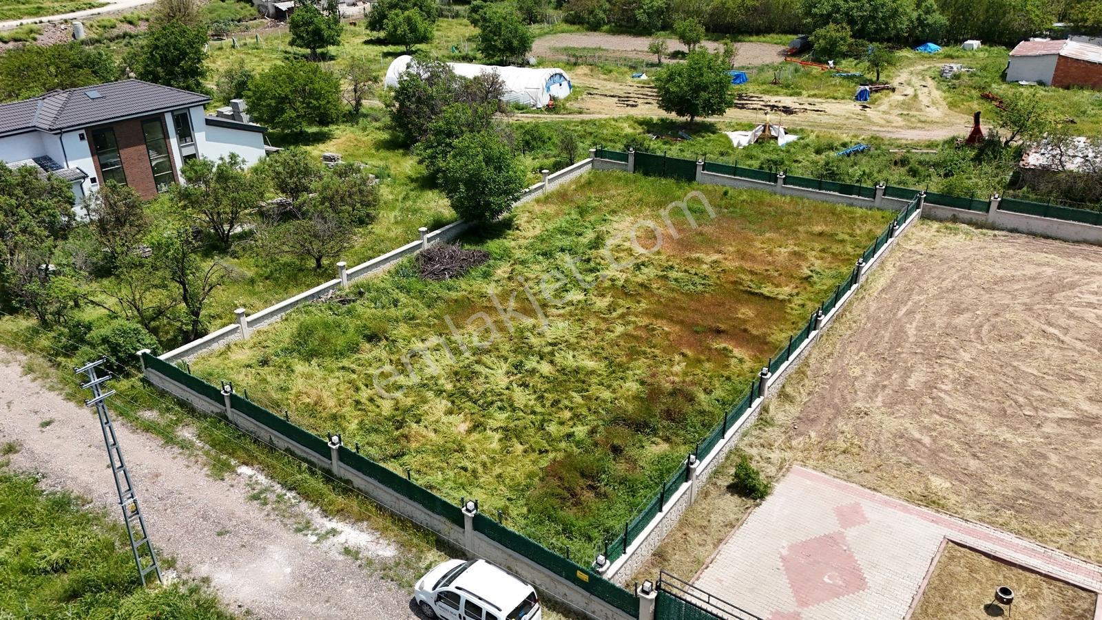 Karaoğlanda Köyiçi 917m2 0.50 Emsal Tek Tapu Arsa Karadeniz Emlk