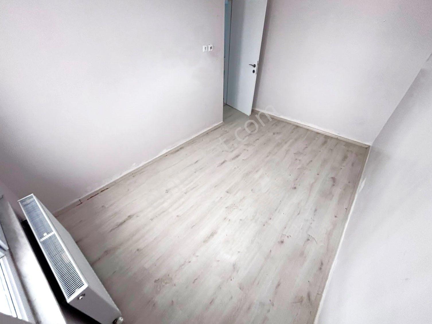 Akçay'da Aygül'den Denize Çok Yakın Masrafsız Ayrı Mutfaklı Doğalgazlı Çift Banyolu 3+1satılık Daire - Görsel 24