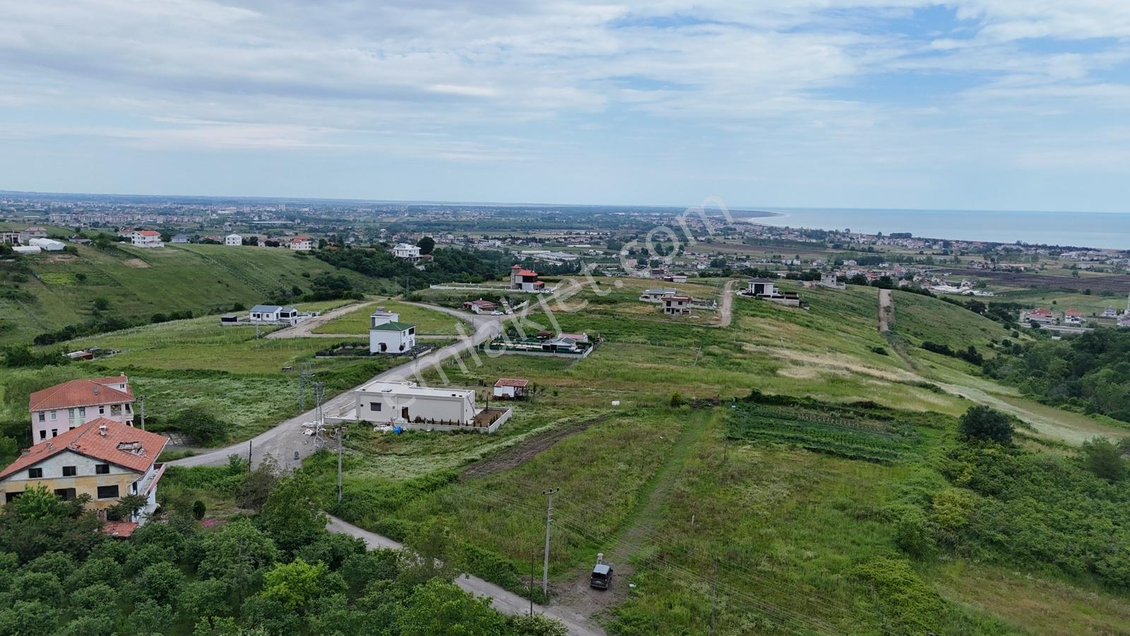 Taşkelik'te Geniş Bahçeli Lüks Villaya Uygun 648m² Arsa - Görsel 17