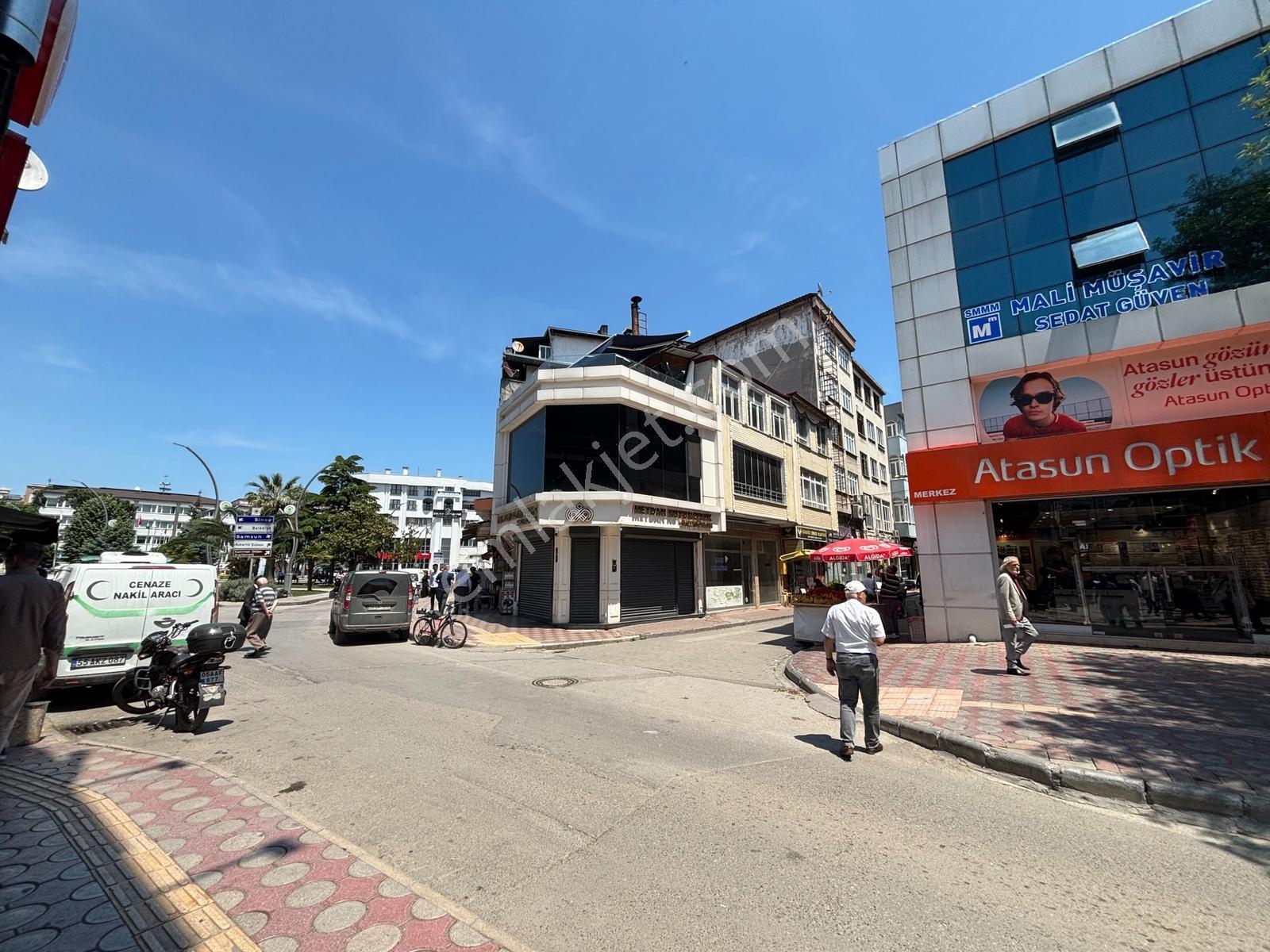 Bafra Merkez Meydan Ticaretin Kalbi/ Komple Kiralık 3 Katlı Bina - Görsel 12