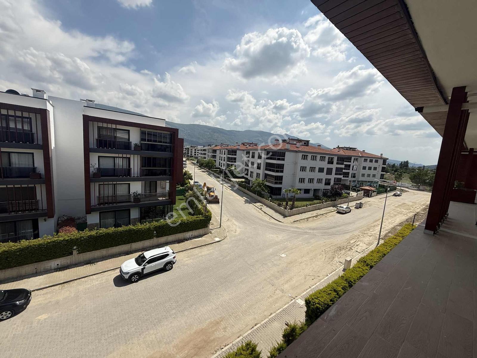 Kent Gayrimenkul'den Barankaya Sitesinde 3+1 Kiralık Lüks Daire - Görsel 22