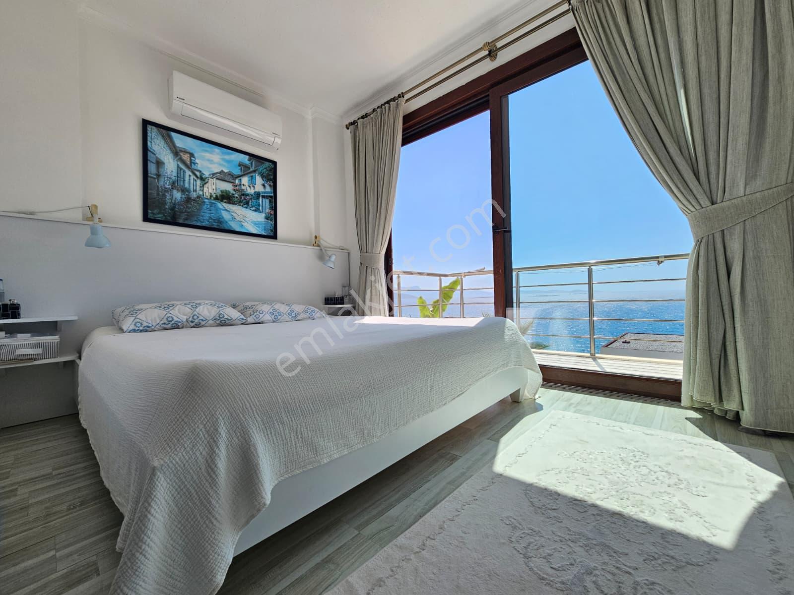 Muğla Bodrum Deniz Manzaralı Satılık Villa - Görsel 24
