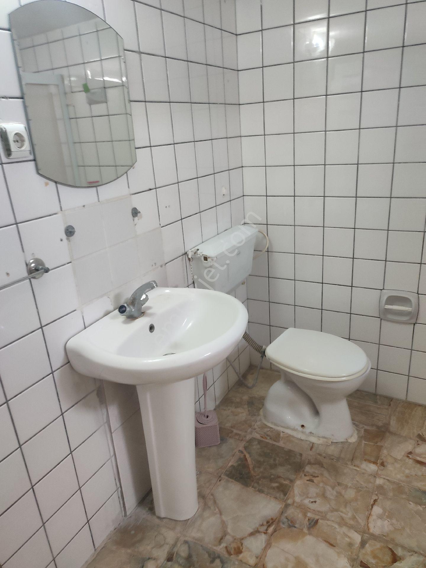 Baraj Yolu Civarında Kiralık Daire 1+1 - Görsel 13