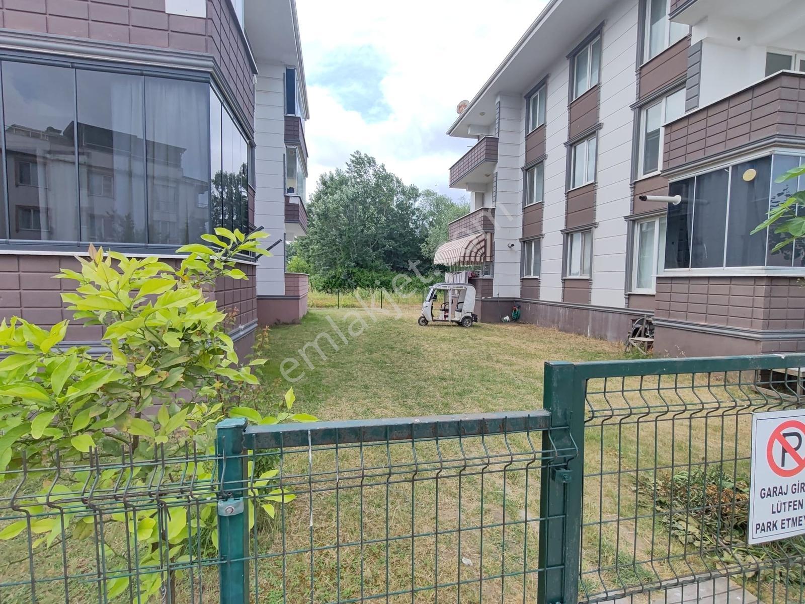 Karasu Yalı Mahallesinde Kombi Petekli Cam Balkonlu 3.kat 1+1 - Görsel 33