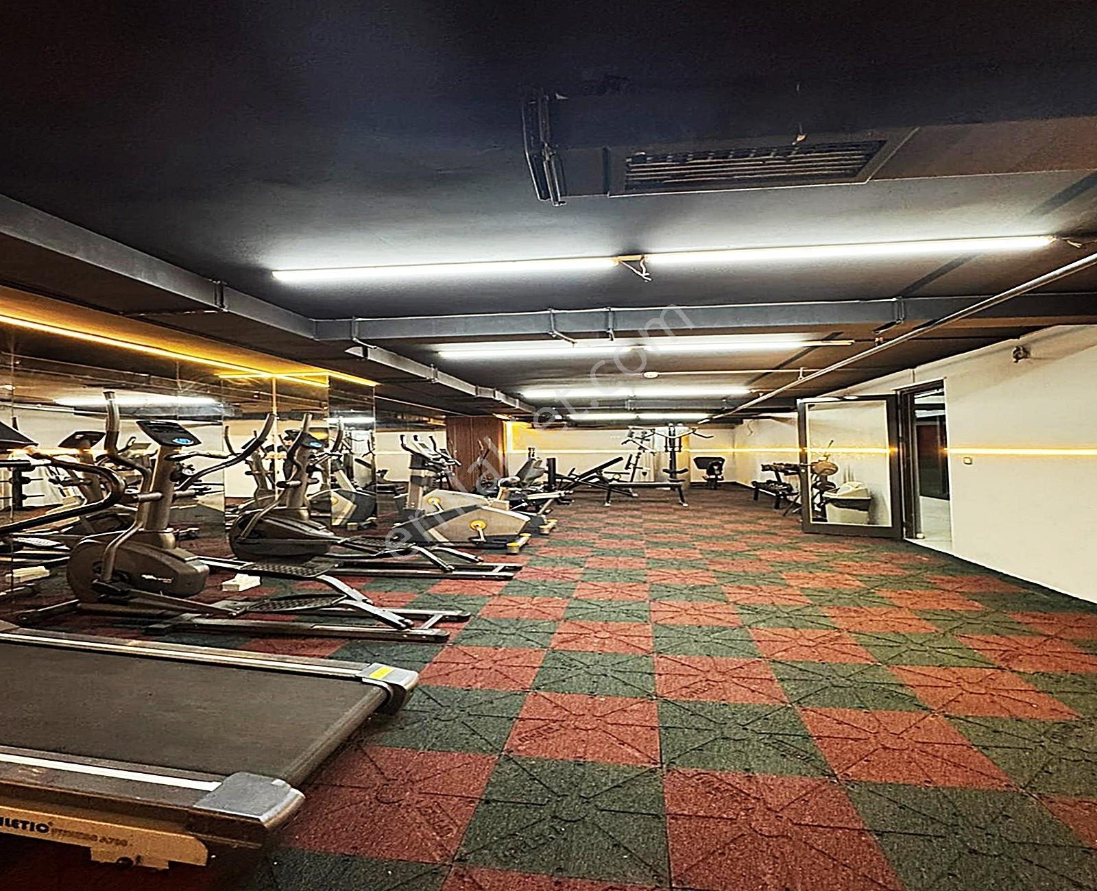 Satılık Full Eşyalı Metrobüse Yakın Resıdence 1+1 Daire!!! - Görsel 24