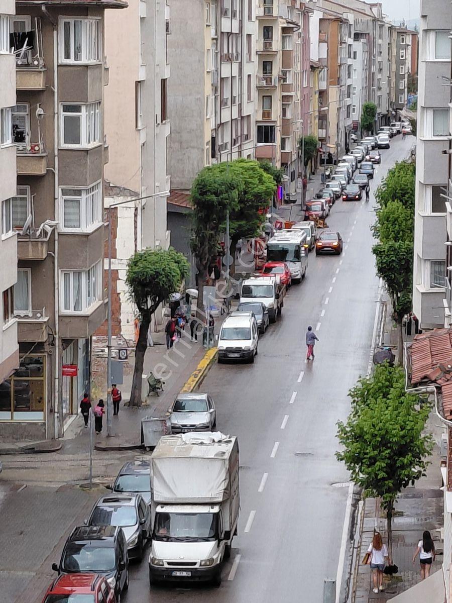 Adalar'a 5 Dakika Mesafede 2+1 Arakat Bakımlı Daire - Görsel 18
