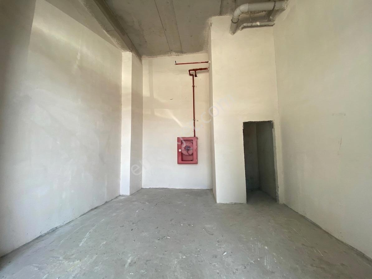 Bornova Dap’ta Satılık Köşe Konumlu Dükkan - Görsel 13