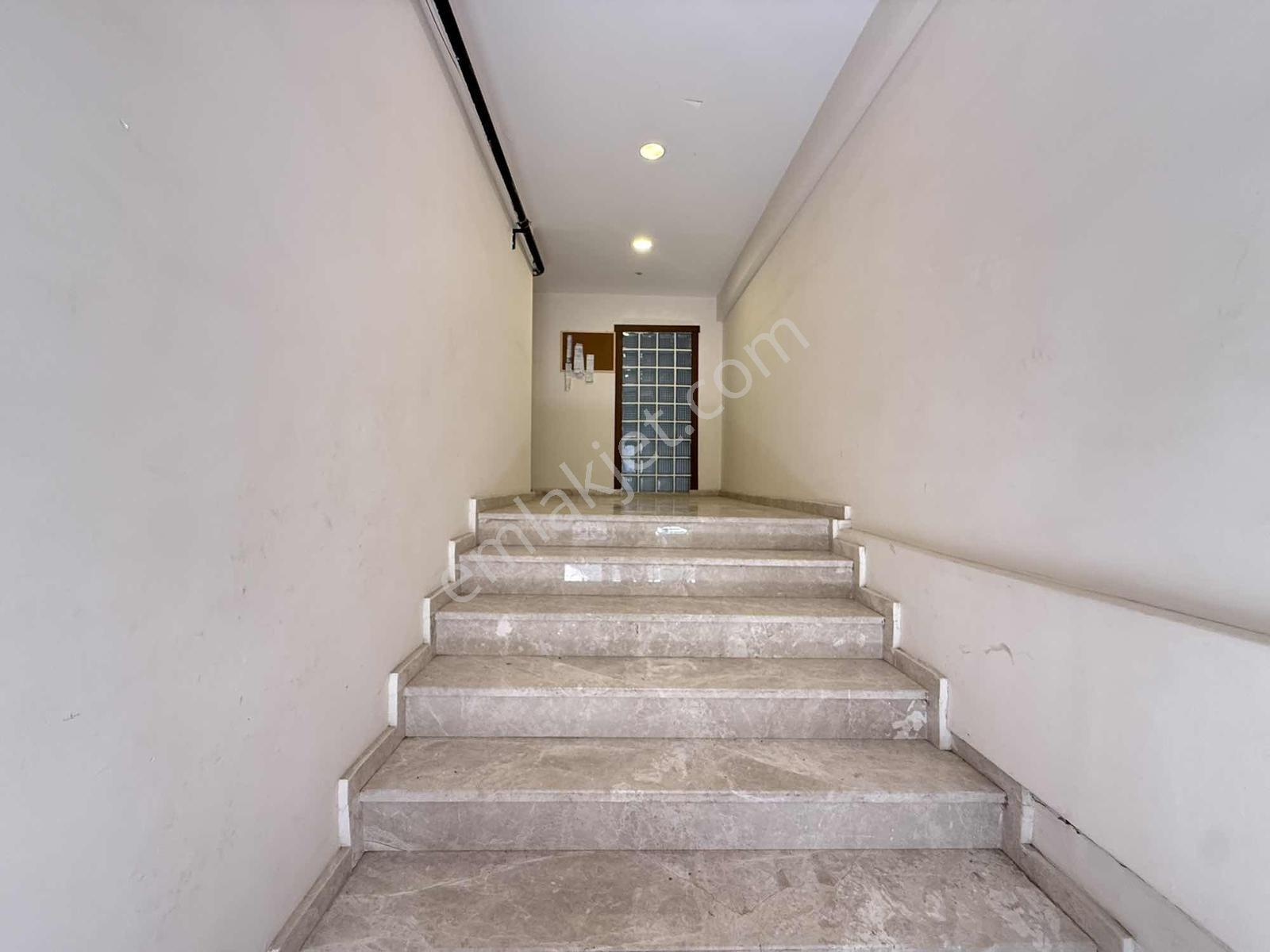 Bm Real Estate Hacıilyas'ta Kiralık 1+1 Ultra Lüks Daire - Görsel 7