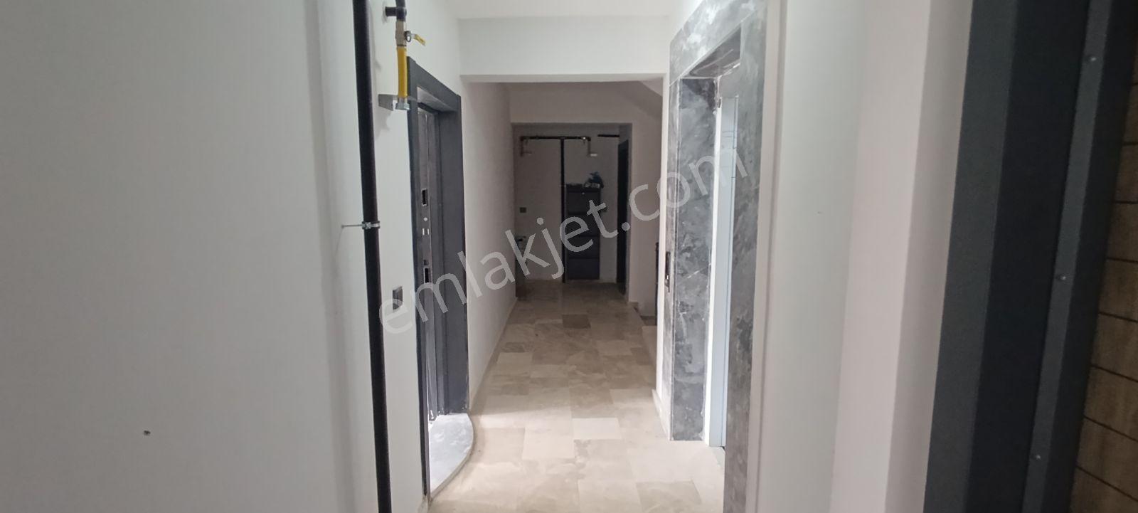 İzmir Bornova Mevlana Mah.geniş Lüx 1+1 Daire - Görsel 14
