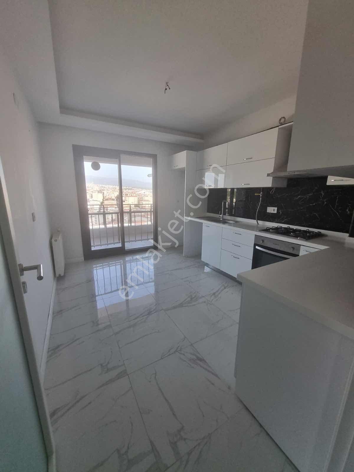 Nurfen'den Urhanlar'da Panoramik Manzaralı Güvenlikli Satılık - Görsel 2