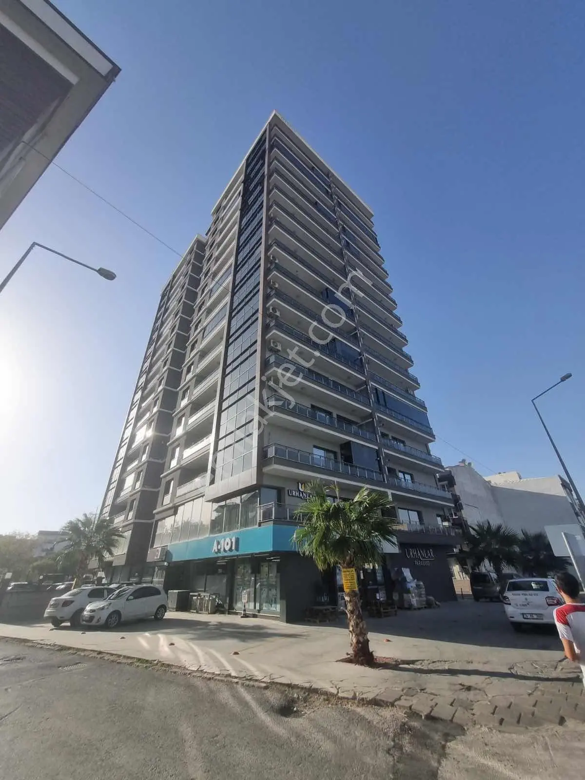 Nurfen'den Urhanlar'da Panoramik Manzaralı Güvenlikli Satılık