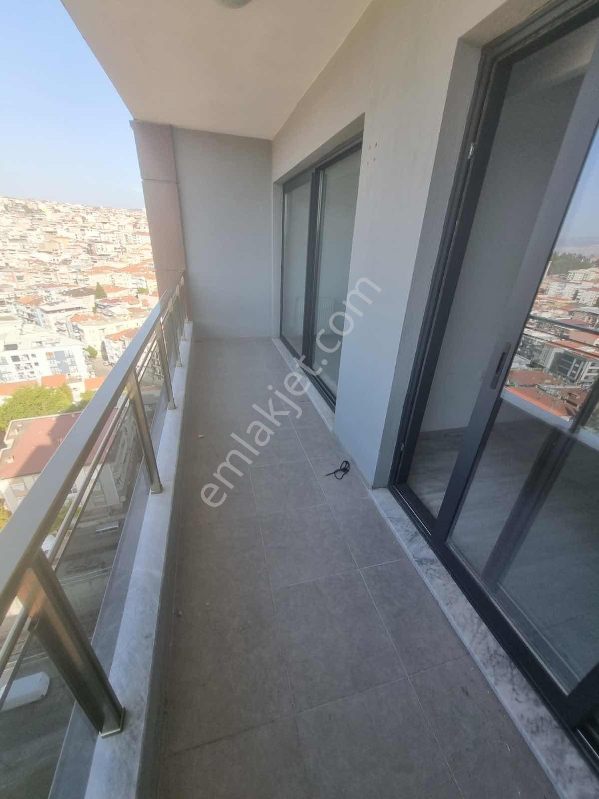 Nurfen'den Urhanlar'da Panoramik Manzaralı Güvenlikli Satılık - Görsel 15