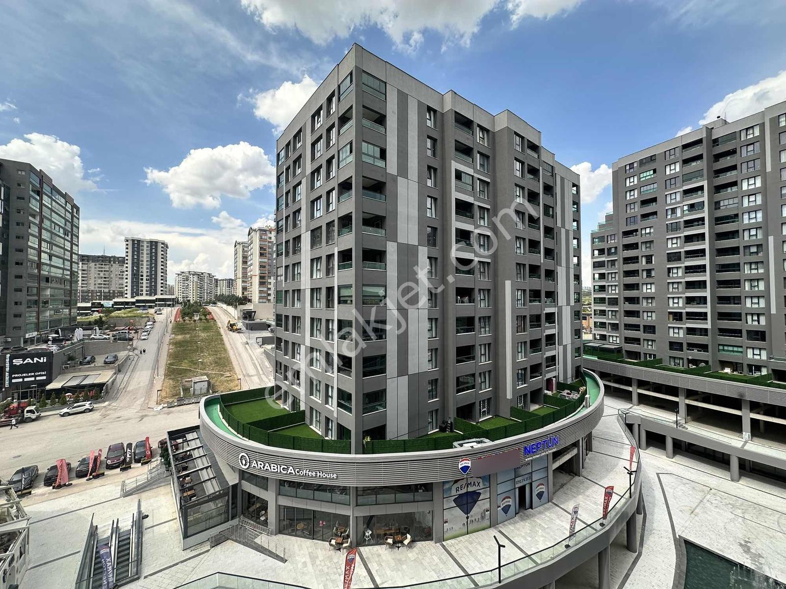 Ap İsport Metro Durağı Yanında Eşyalı Kiralık 1 +1 Daire - Görsel 17