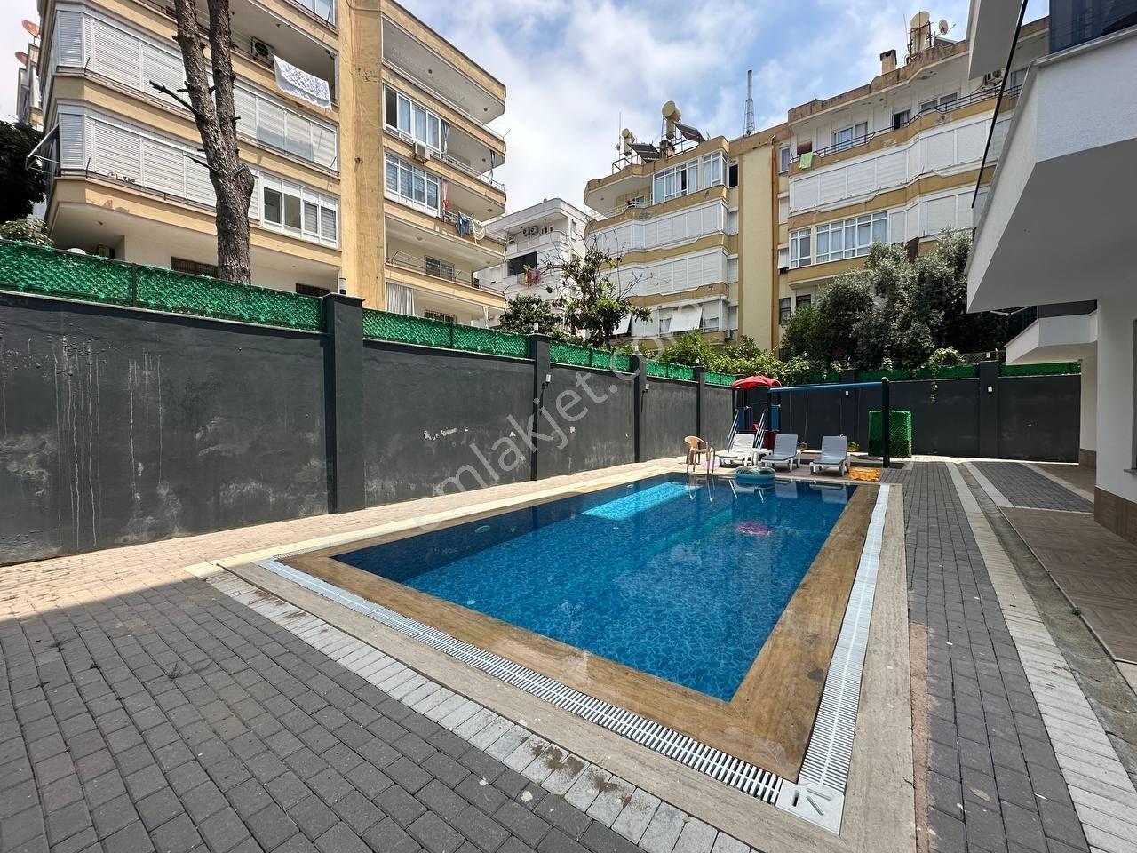 Alanya Şehir Merkezinde Kiralık Eşyalı Site İçi 2+1 Daire - Görsel 13
