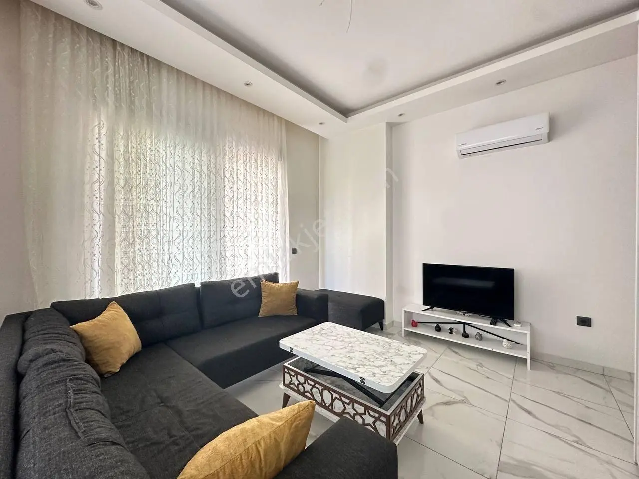 Alanya Şehir Merkezinde Kiralık Eşyalı Site İçi 2+1 Daire - Görsel 3