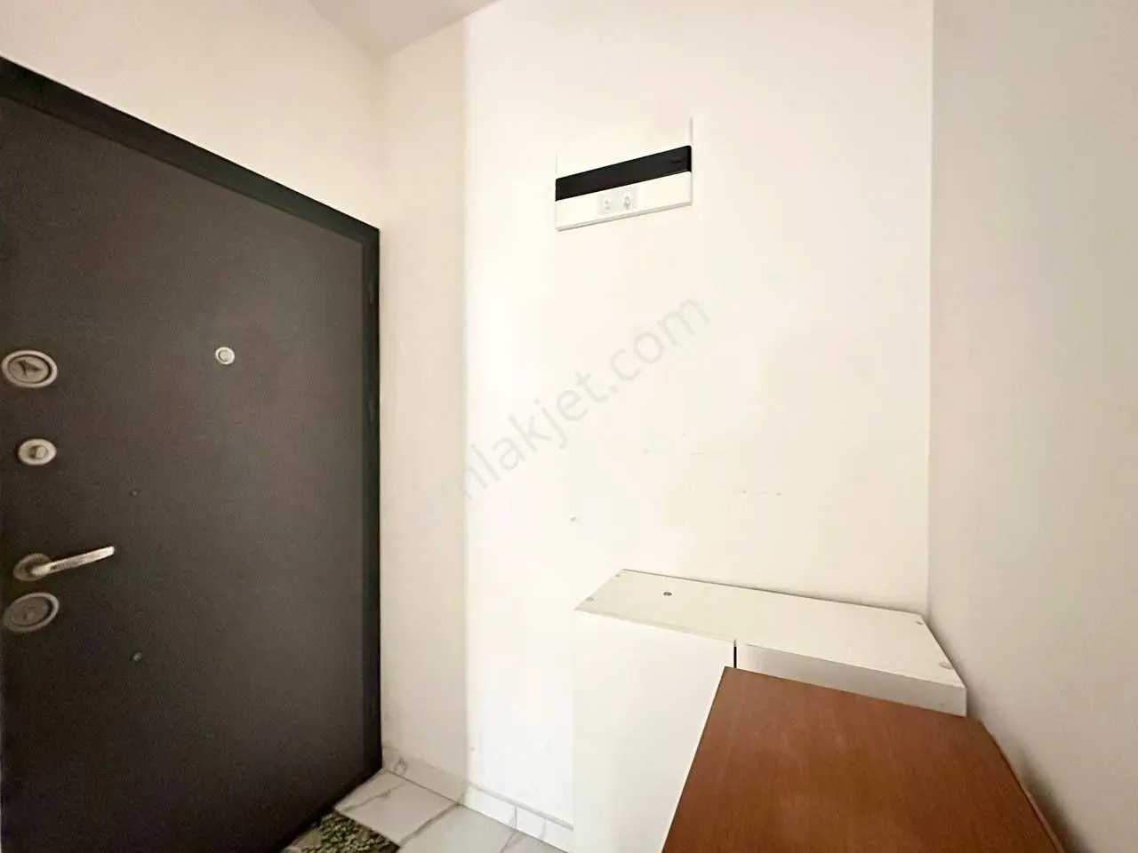 Alanya Şehir Merkezinde Kiralık Eşyalı Site İçi 2+1 Daire