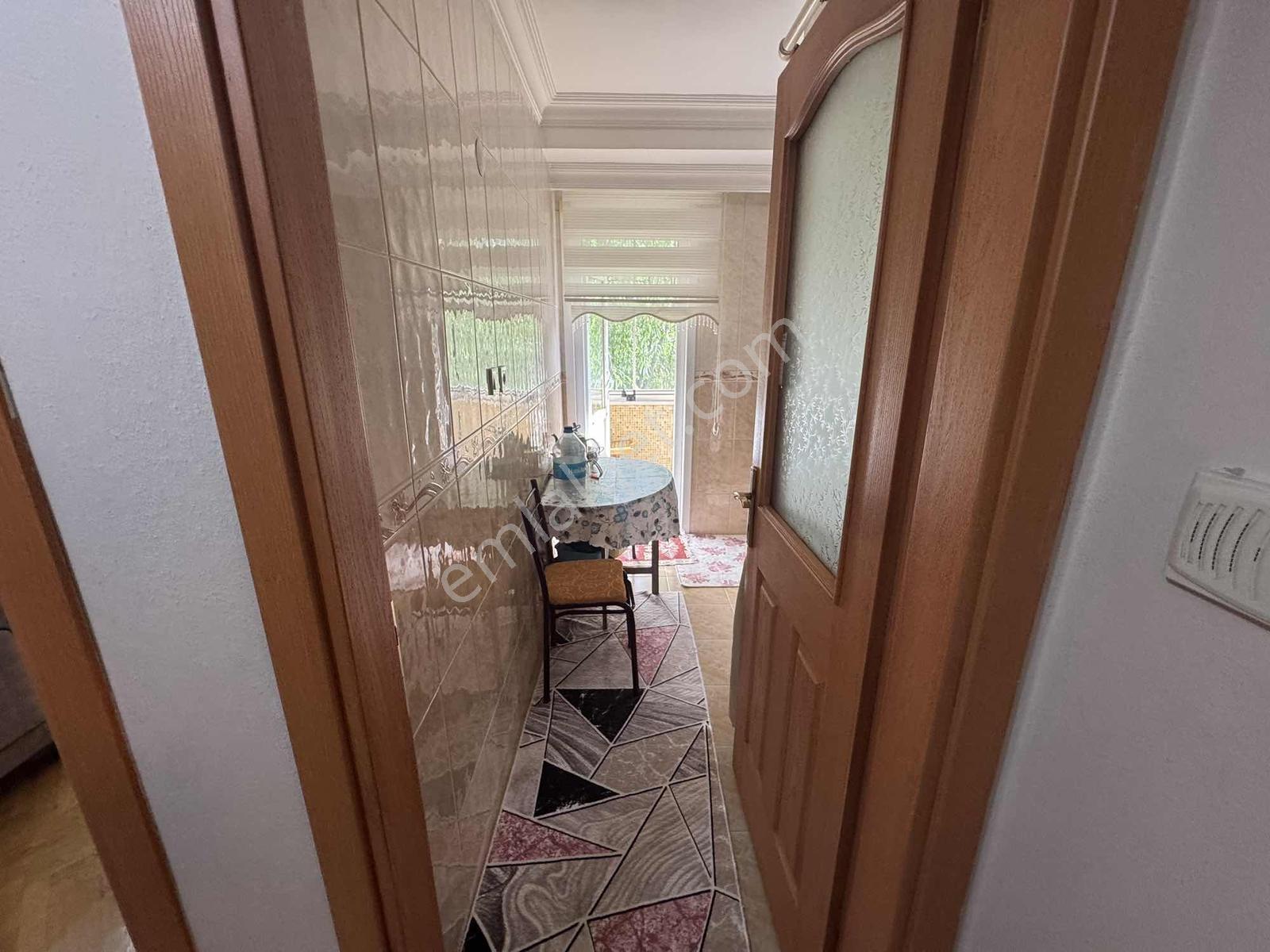 Atatürk Mahallesi Salı Pazarında 2+1 Krediye Uygun 110m² 1.kat - Görsel 5